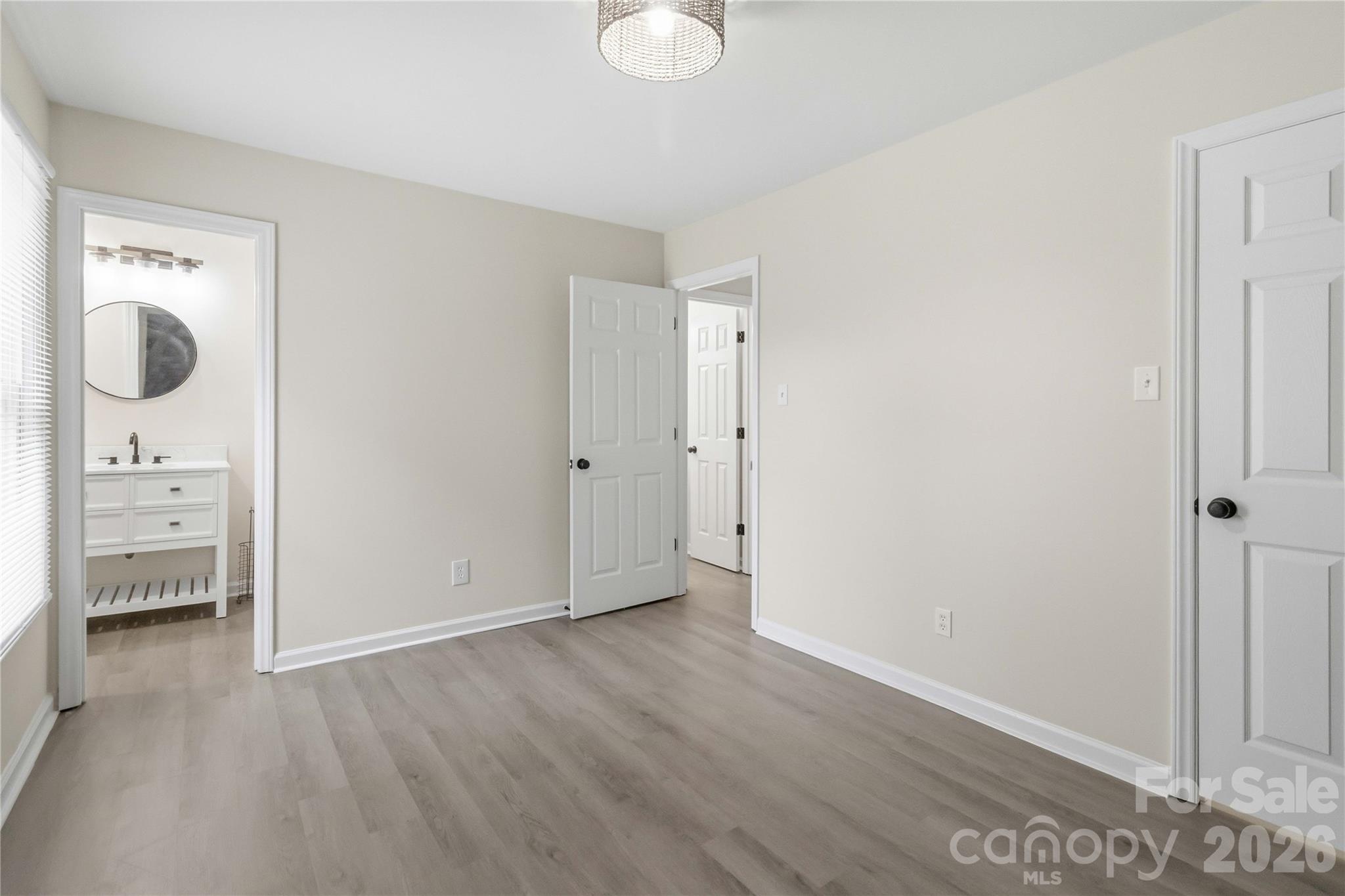 992 Twin Lakes Road — Rock Hill