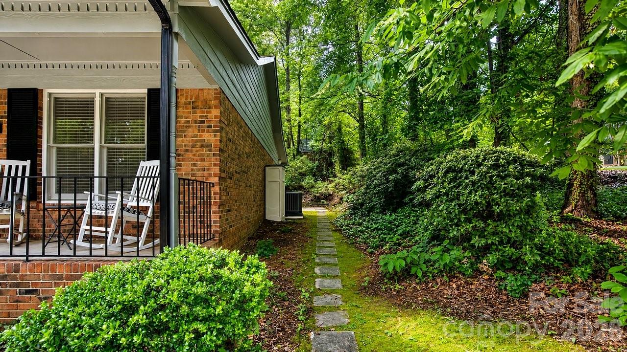 107 David Court — Fort Mill