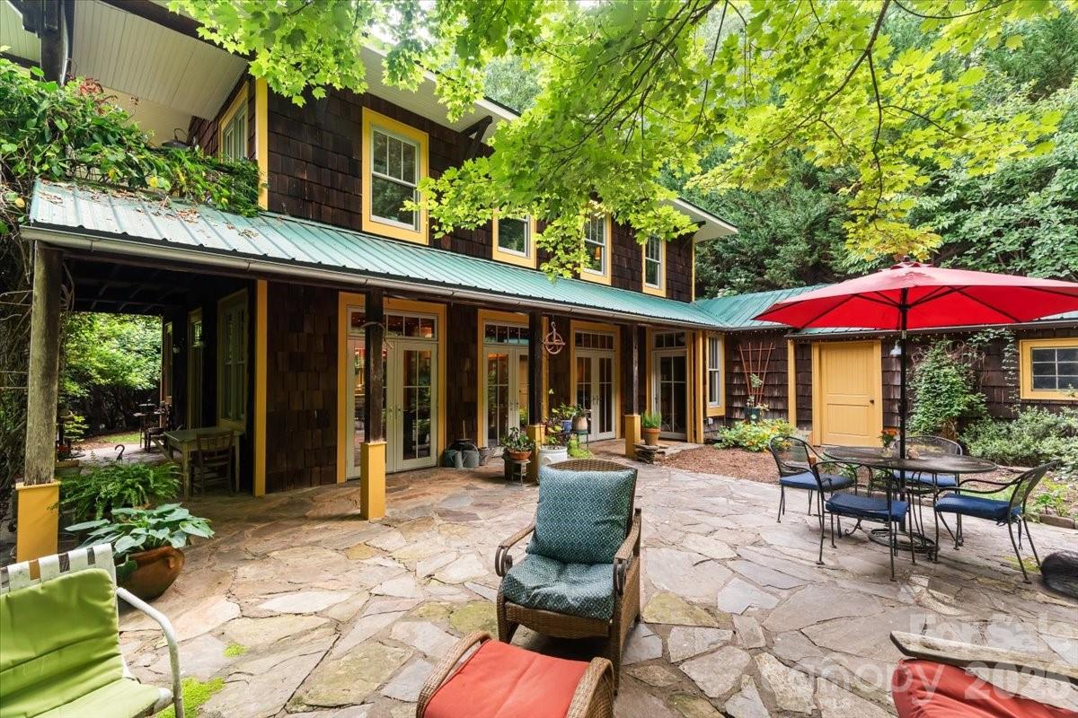 128 Barnet Mountain Drive — Marshall
