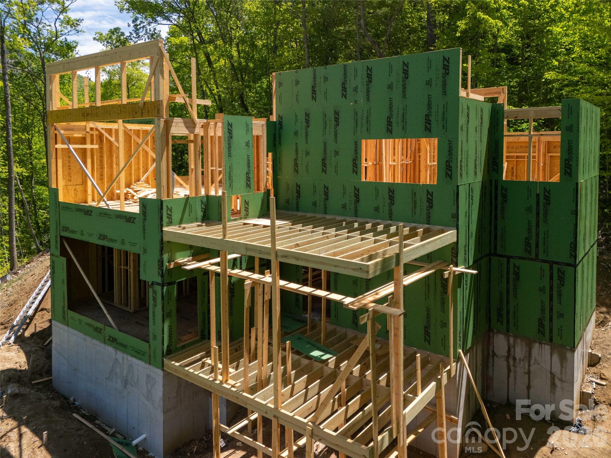670 Southshore Drive — Tuckasegee