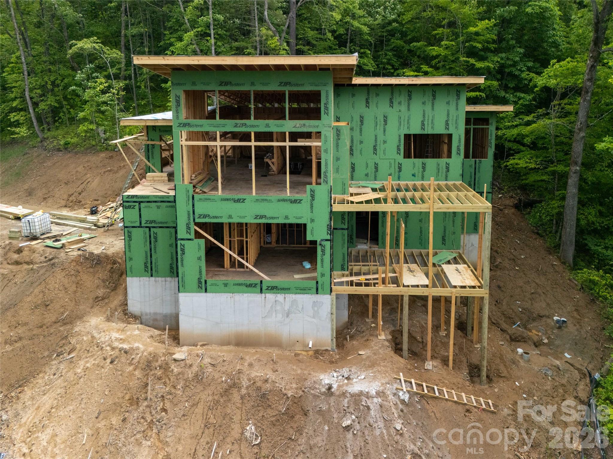 670 Southshore Drive — Tuckasegee