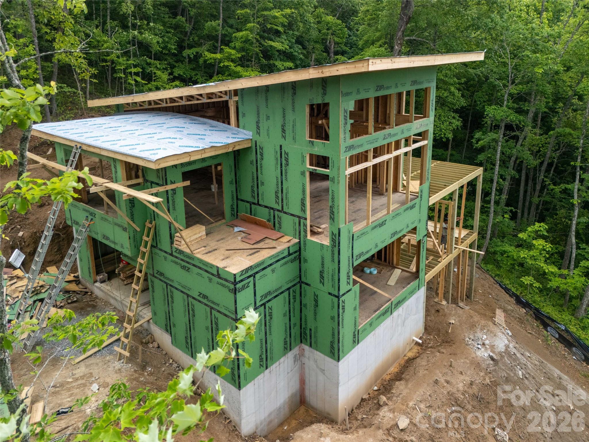 670 Southshore Drive — Tuckasegee