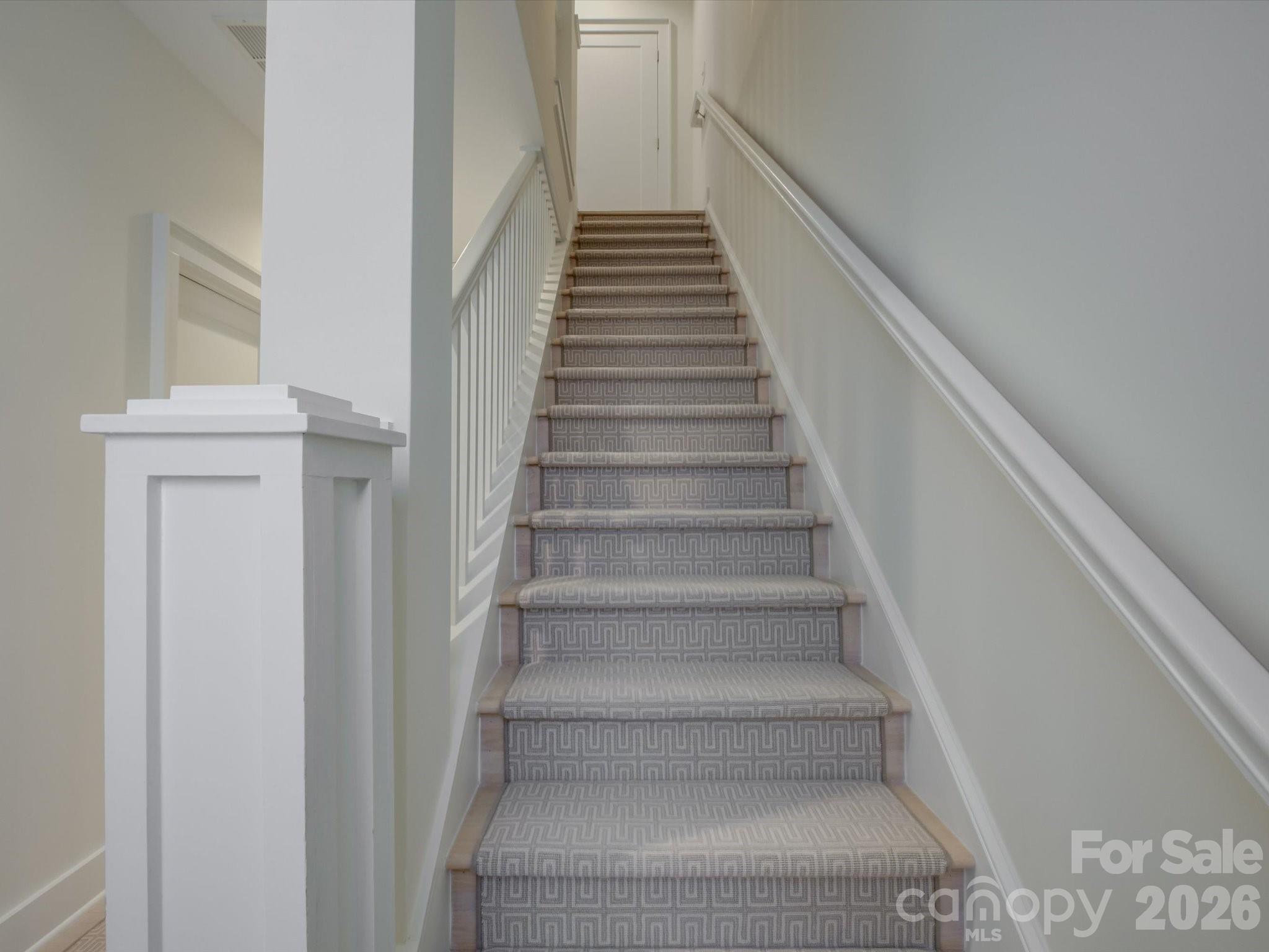 335 E Tremont Avenue — Charlotte