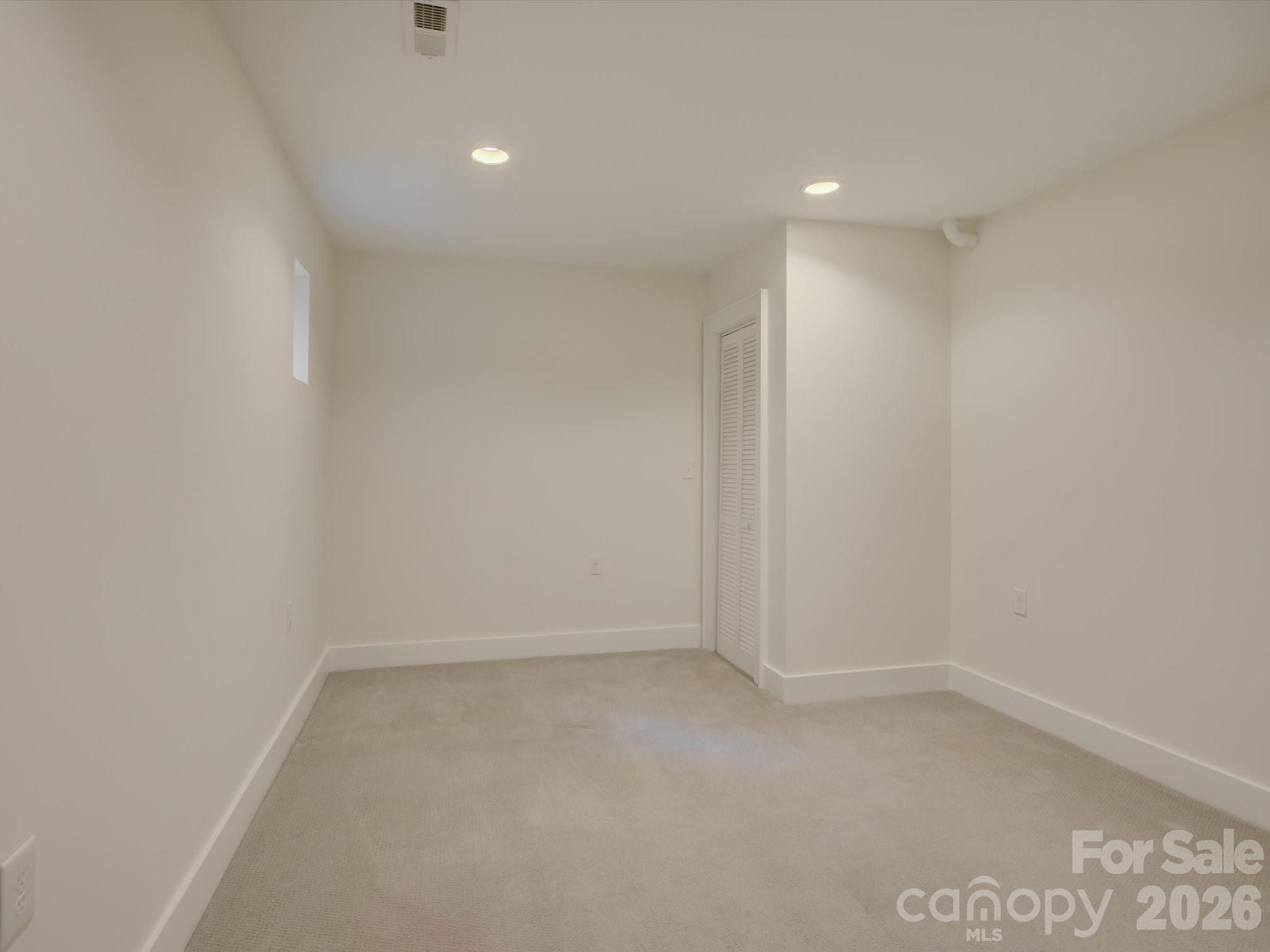 335 E Tremont Avenue — Charlotte