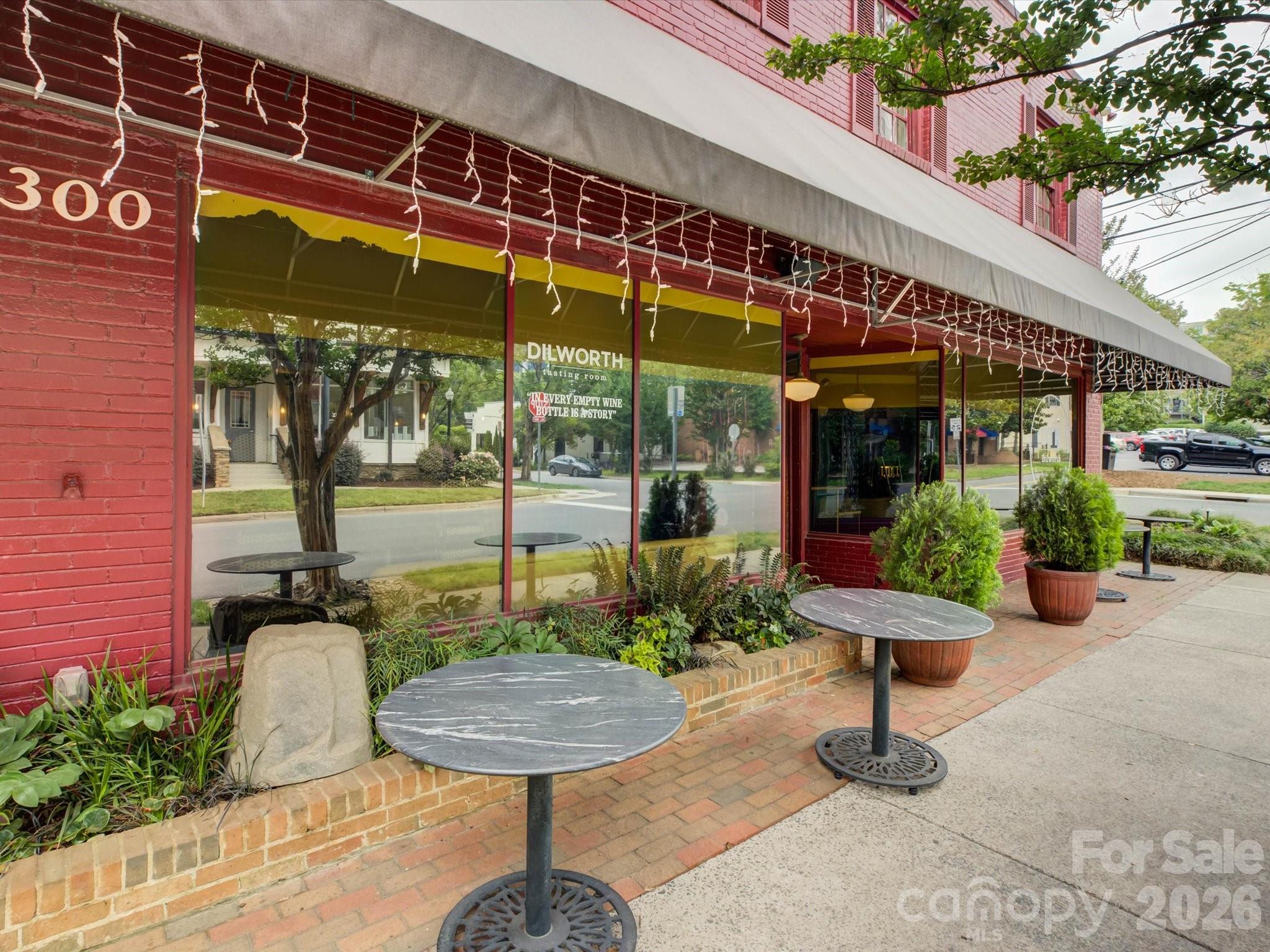 335 E Tremont Avenue — Charlotte