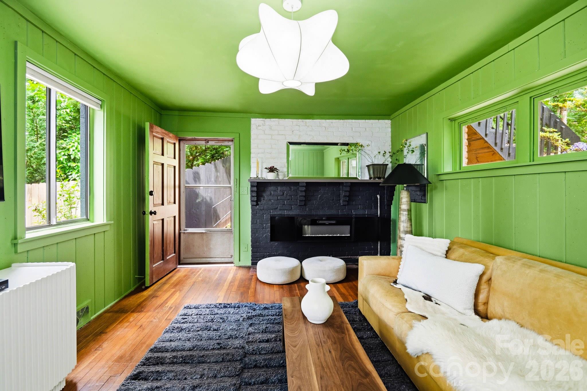 38 Aurora Drive — Asheville