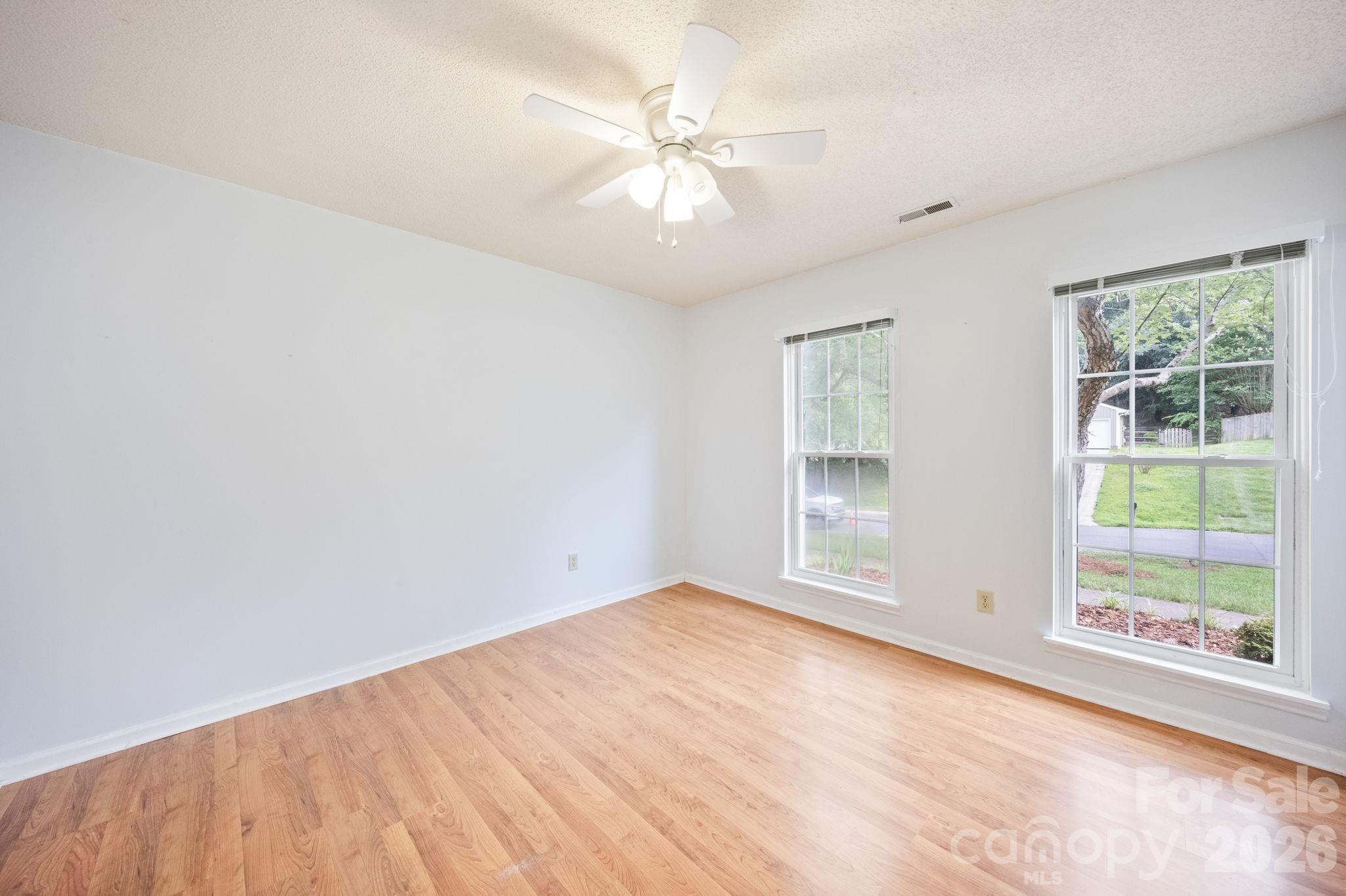 11833 Post Ridge Court — Charlotte