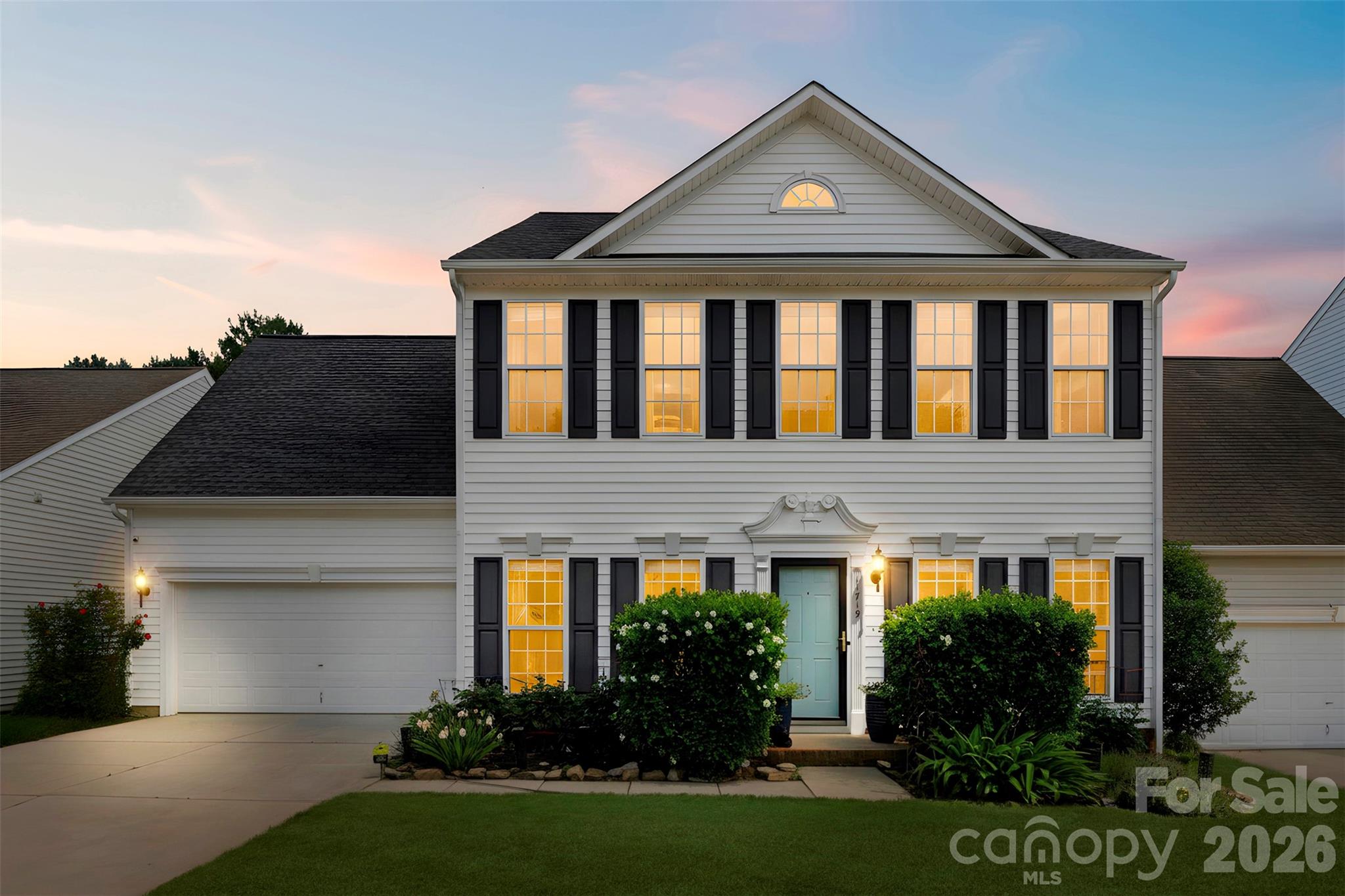 11719 Royal Castle Court — Charlotte