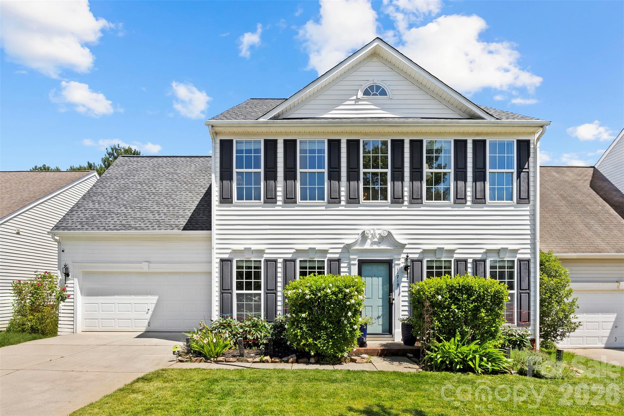11719 Royal Castle Court — Charlotte