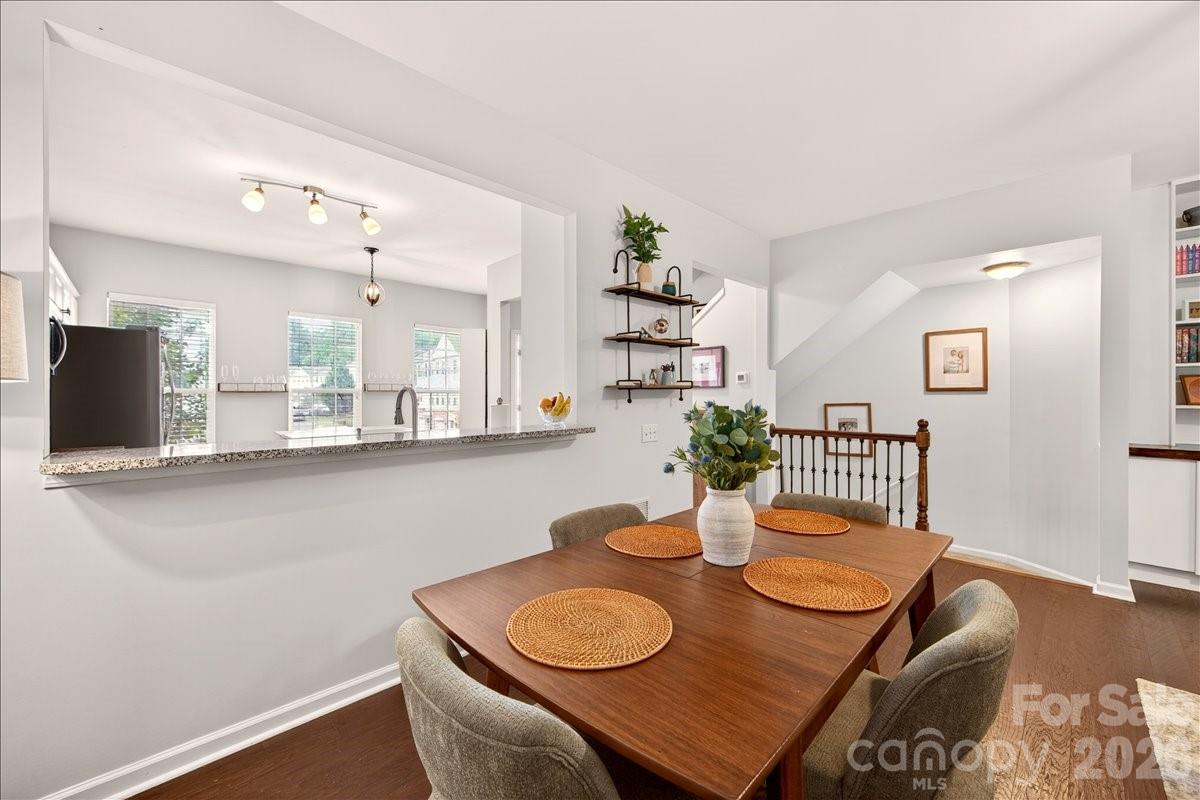 5441 Werburgh Street — Charlotte