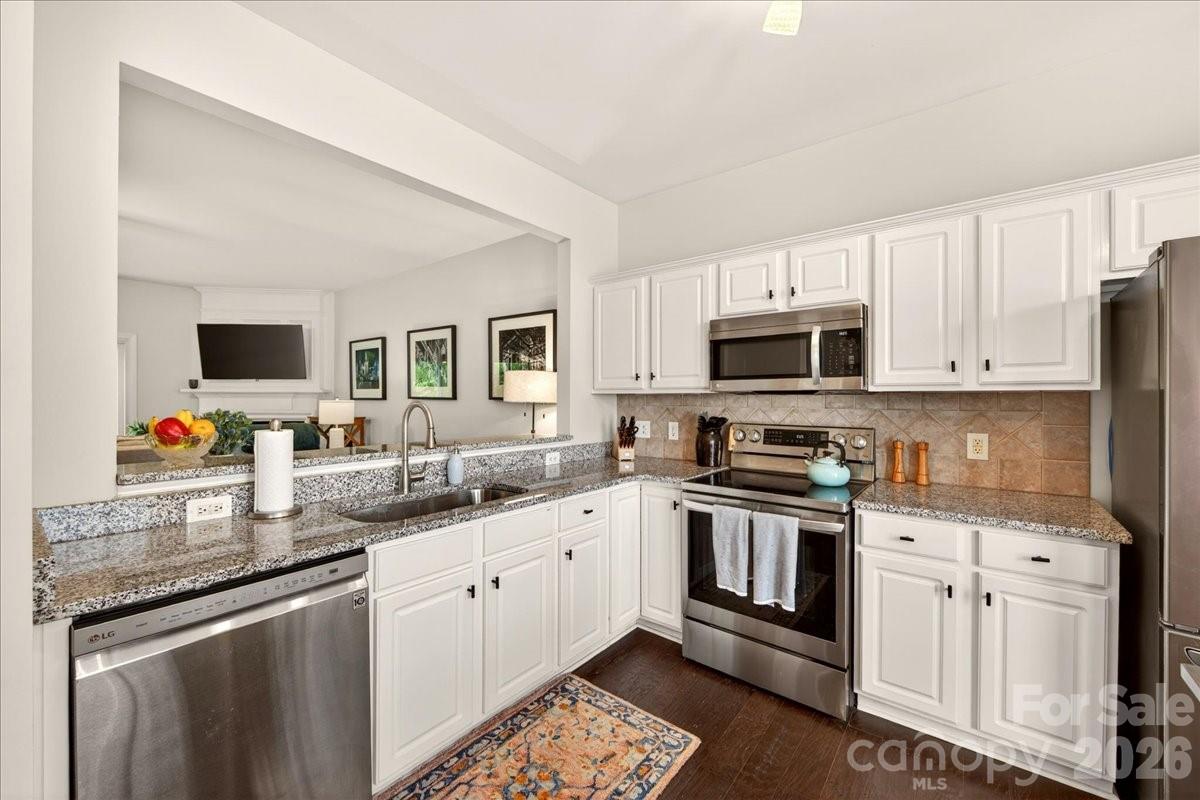5441 Werburgh Street — Charlotte