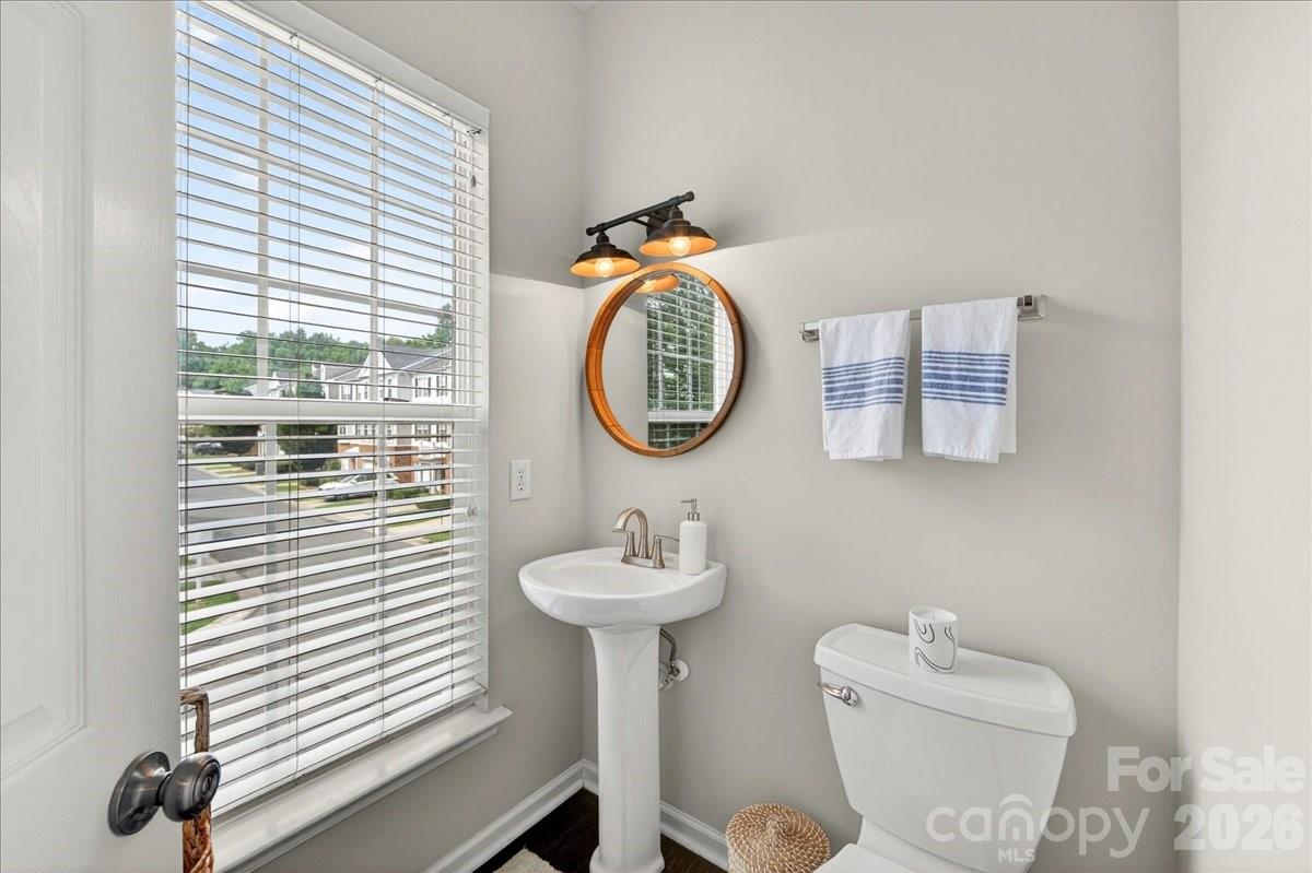 5441 Werburgh Street — Charlotte