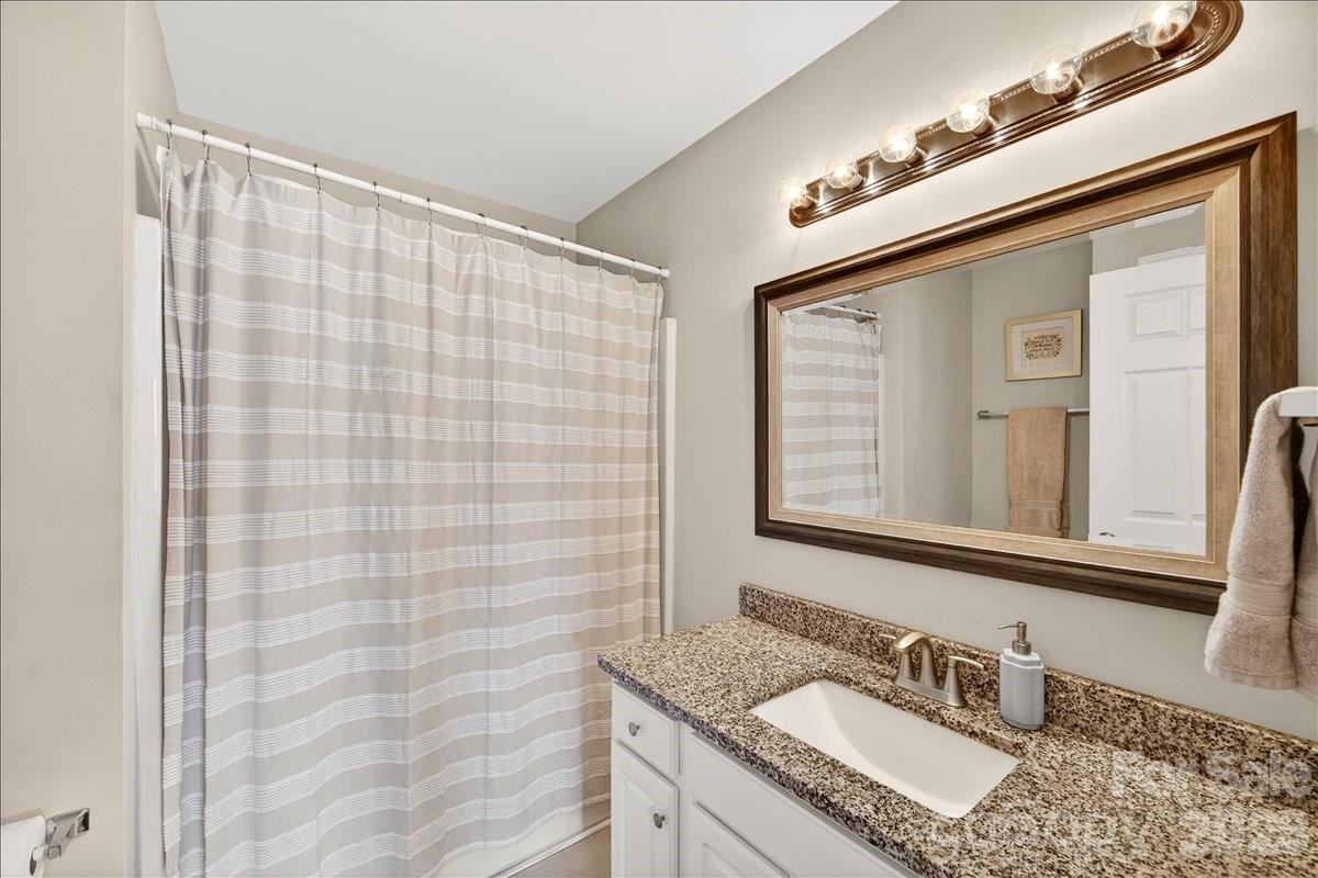 5441 Werburgh Street — Charlotte