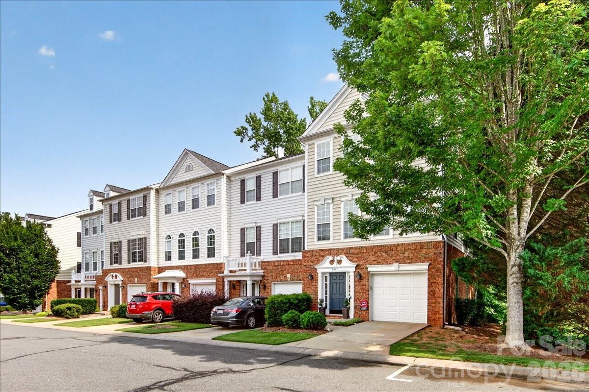 5441 Werburgh Street — Charlotte