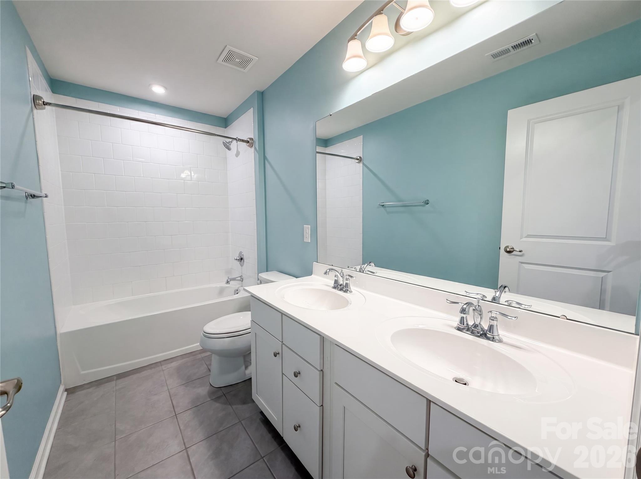 1563 Callahan Road — Fort Mill