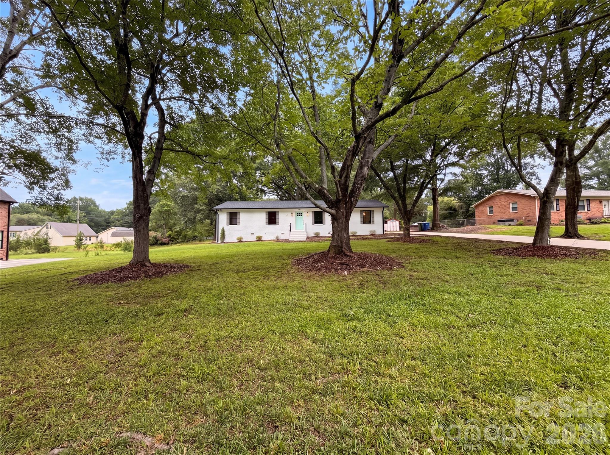 141 Greenbriar Drive — Matthews