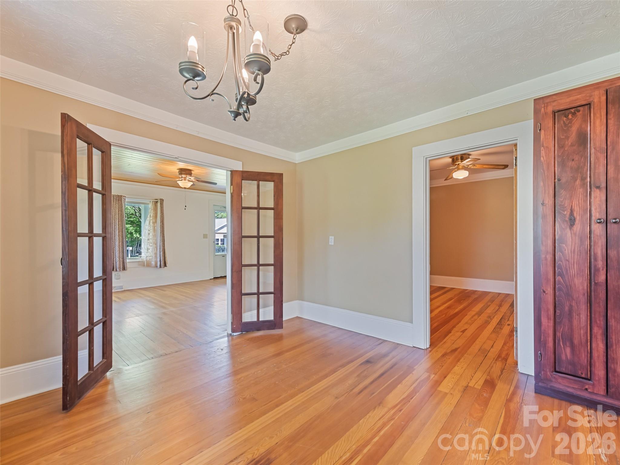 40 Avery Street — Waynesville