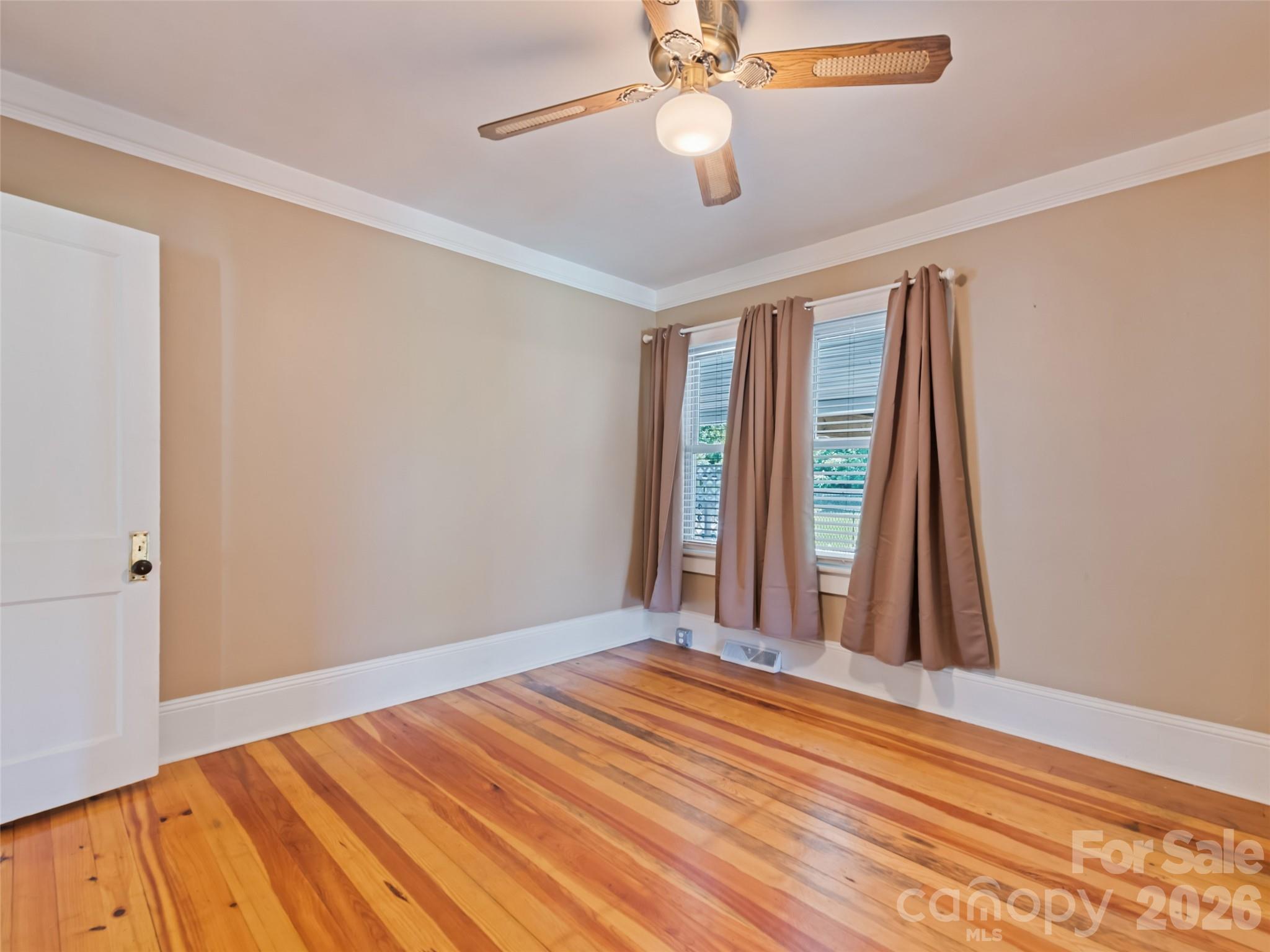 40 Avery Street — Waynesville