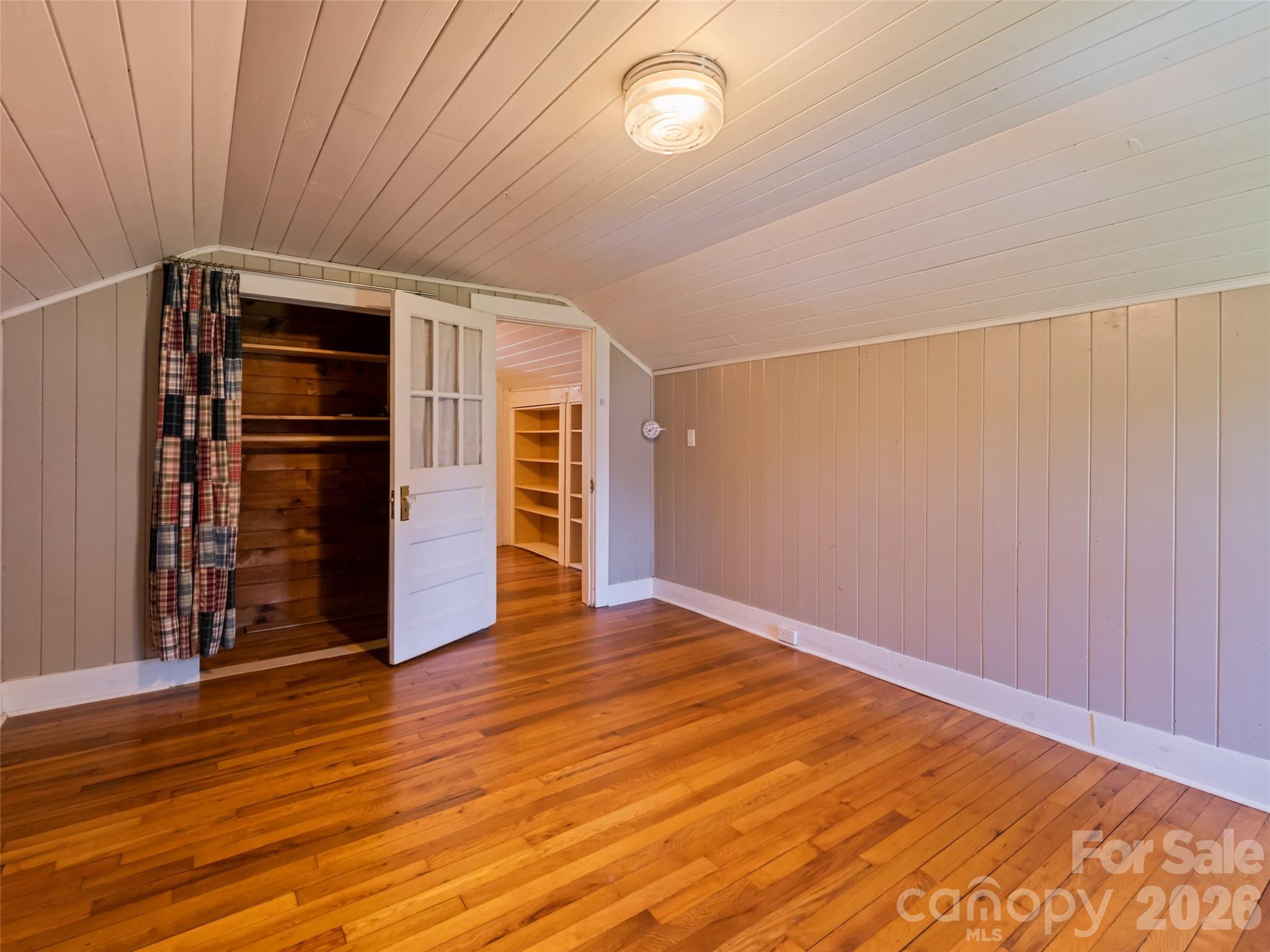 40 Avery Street — Waynesville
