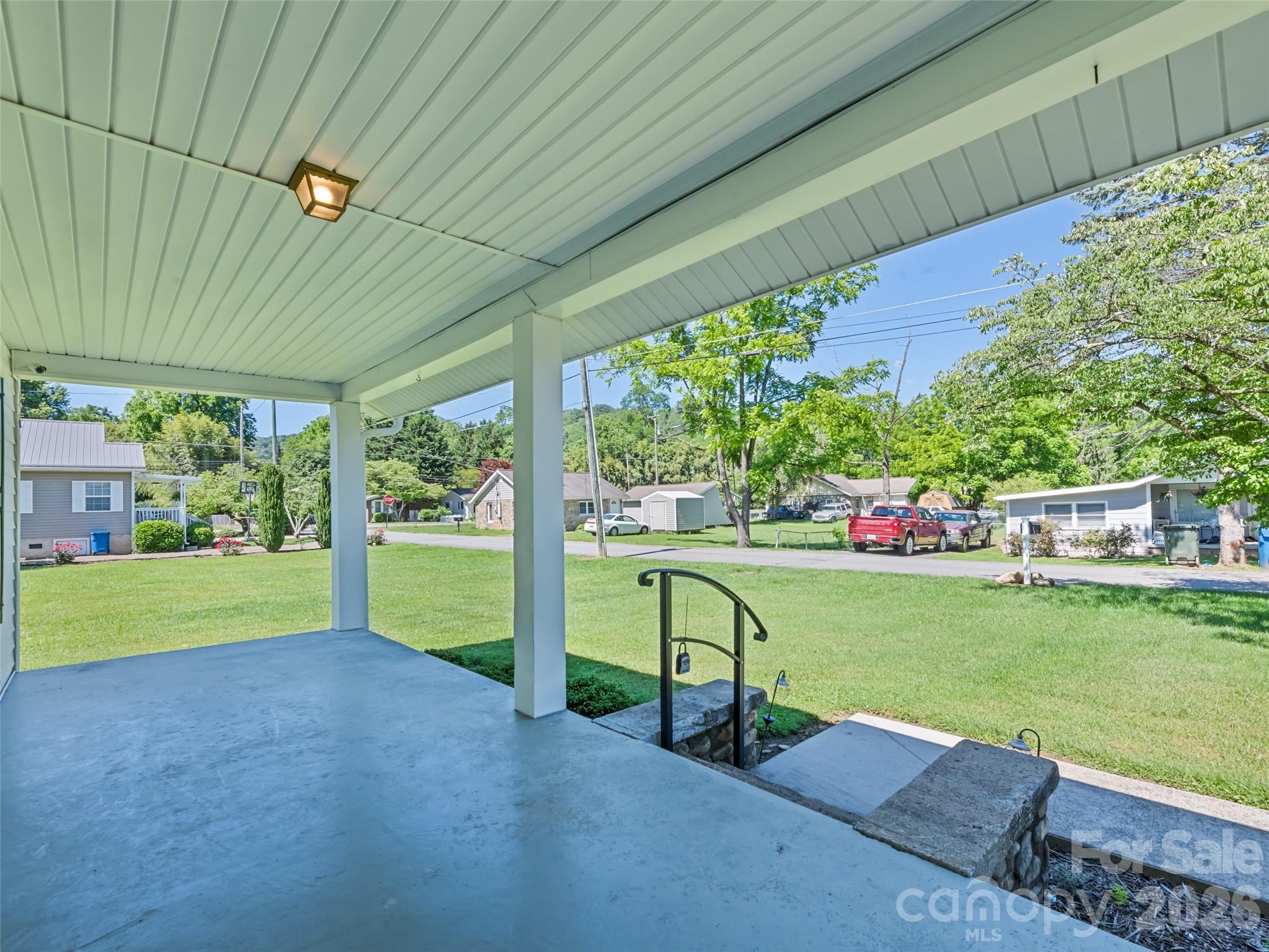 40 Avery Street — Waynesville