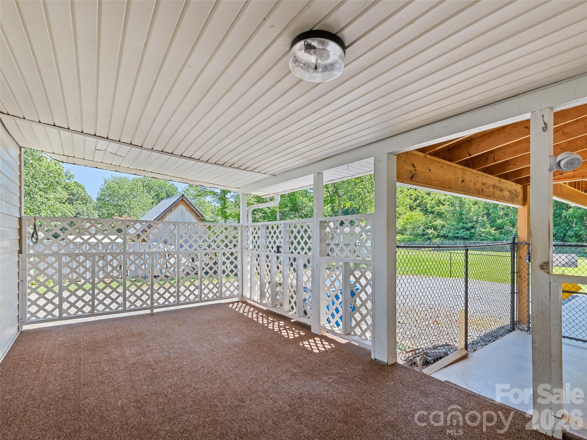 40 Avery Street — Waynesville