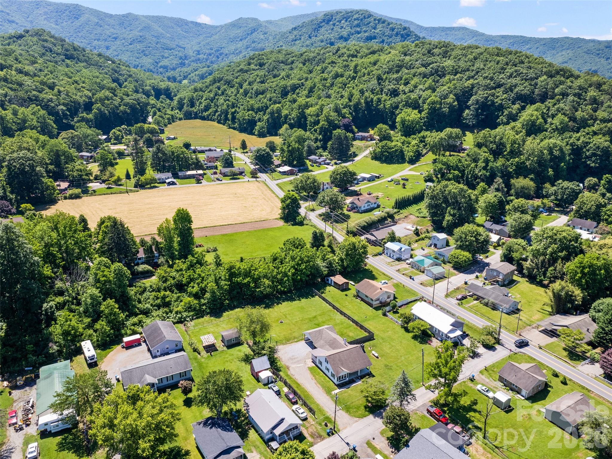 40 Avery Street — Waynesville