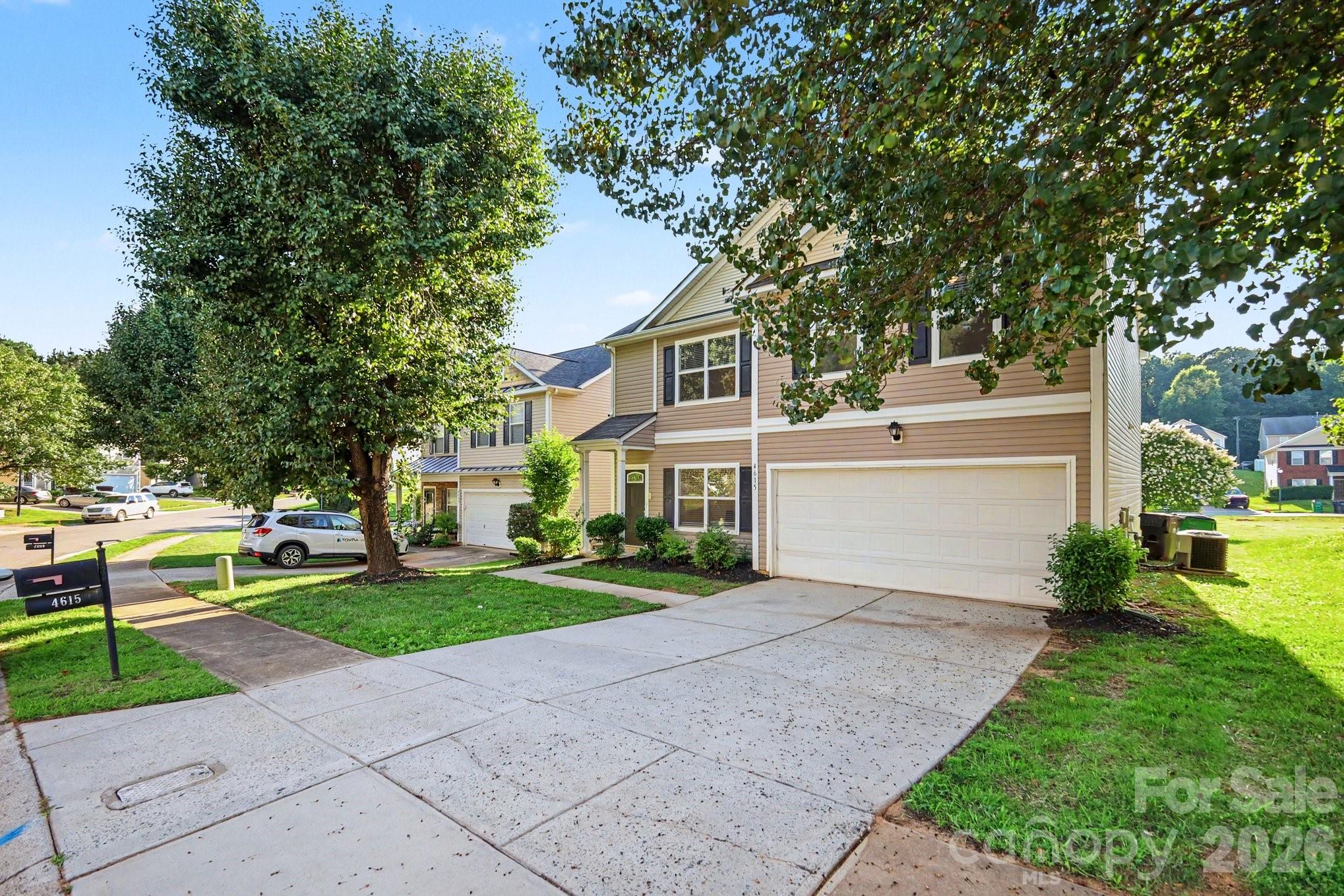 4615 Potters Glen Road — Charlotte