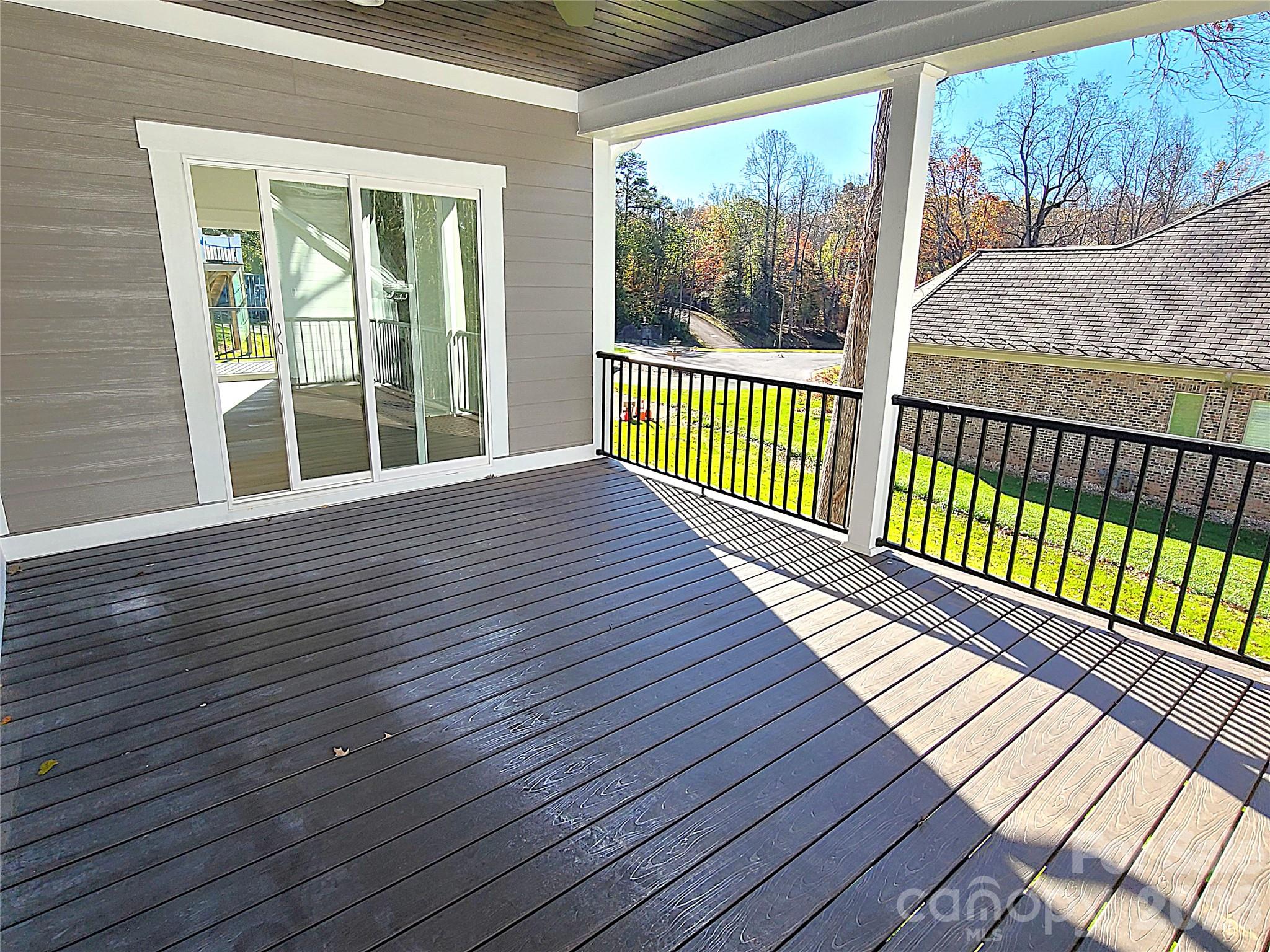 405 19th Avenue Circle NW — Hickory
