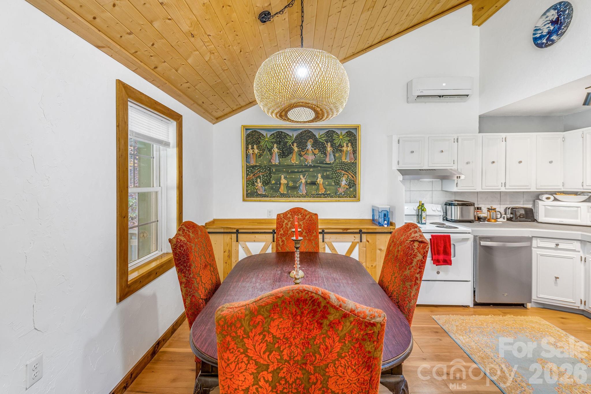 226 Fish Pond Lane — Burnsville