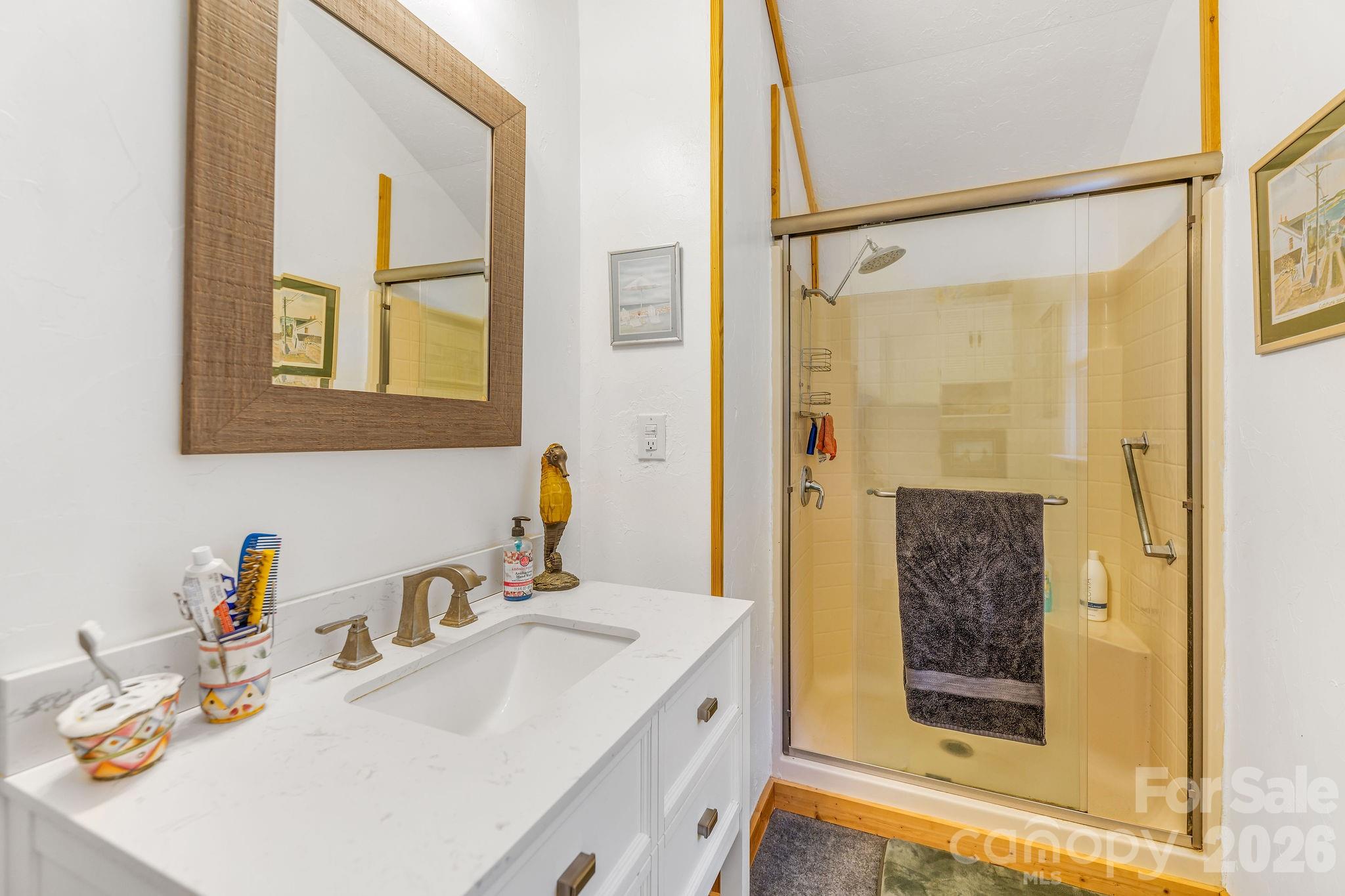 226 Fish Pond Lane — Burnsville