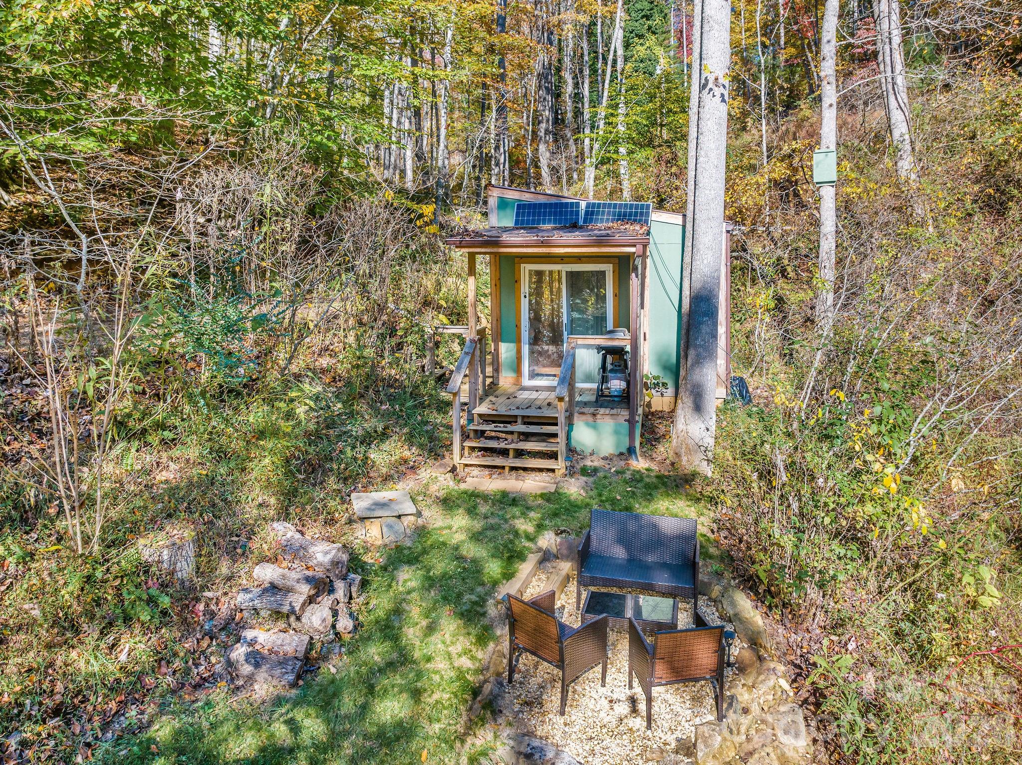 226 Fish Pond Lane — Burnsville