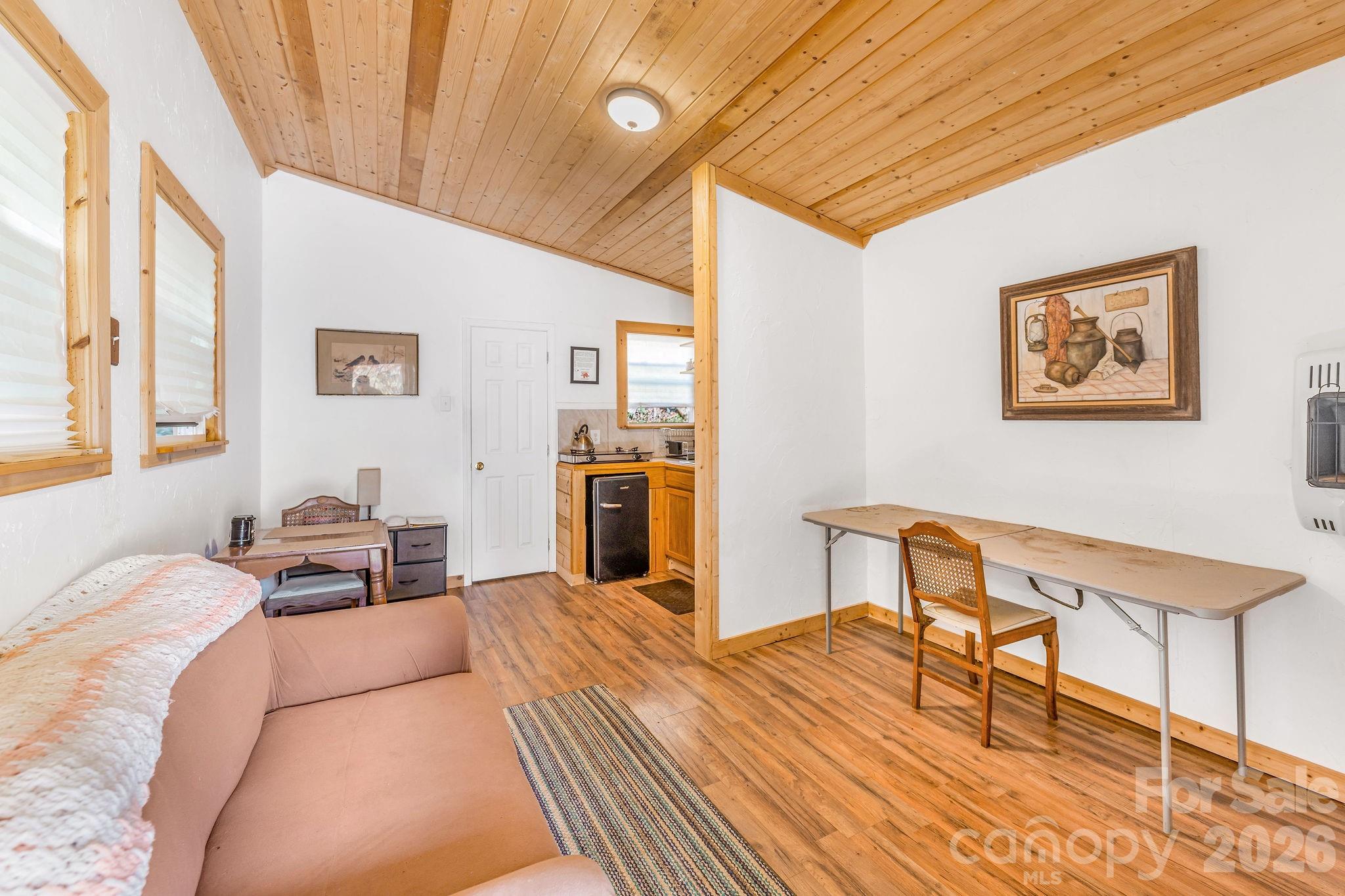 226 Fish Pond Lane — Burnsville