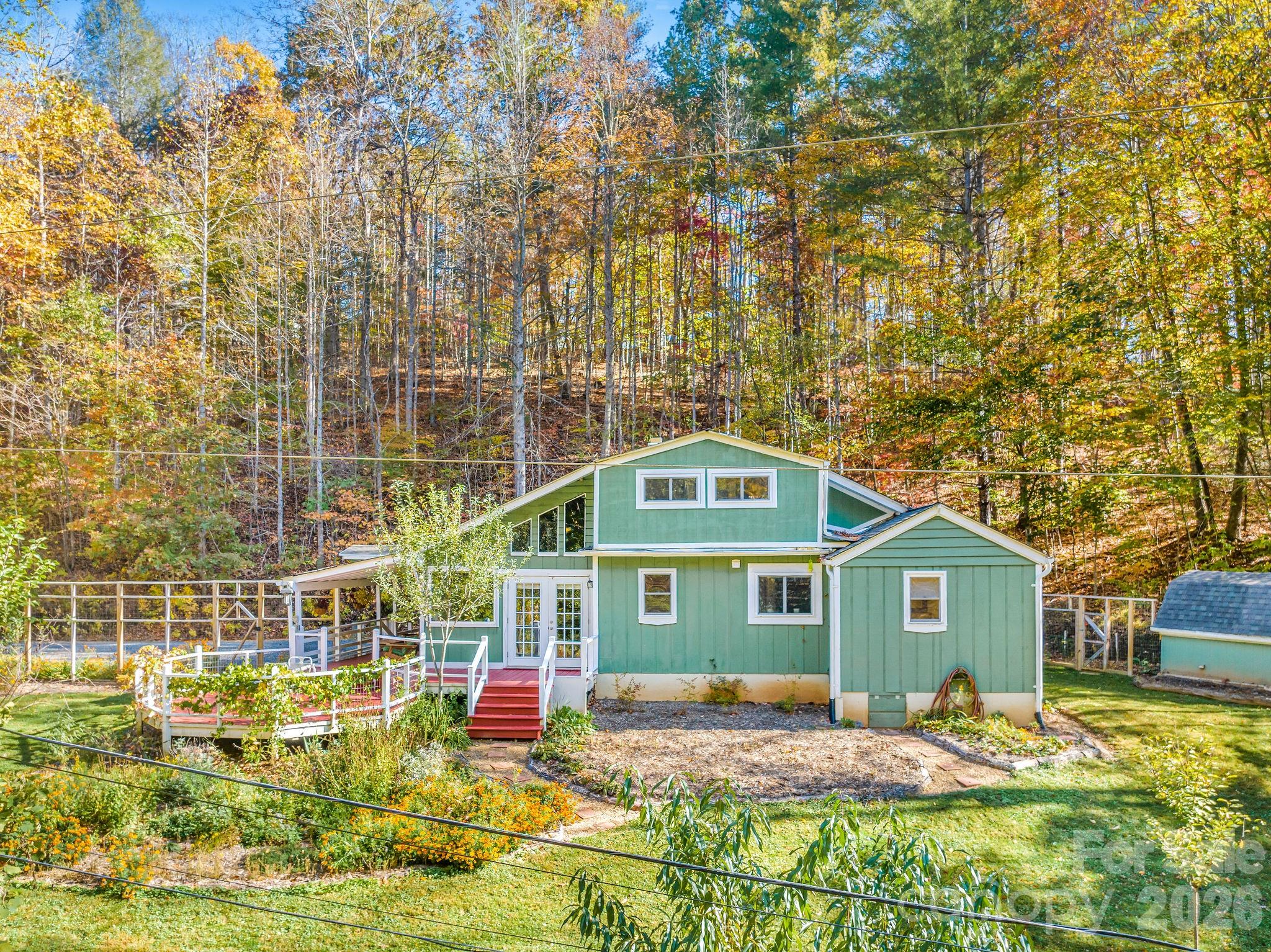 226 Fish Pond Lane — Burnsville