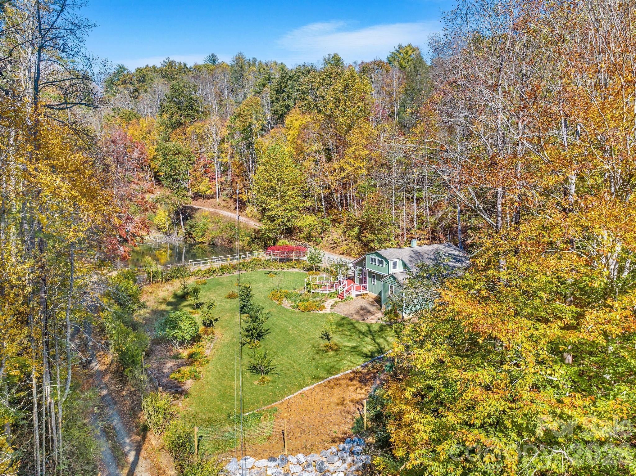 226 Fish Pond Lane — Burnsville