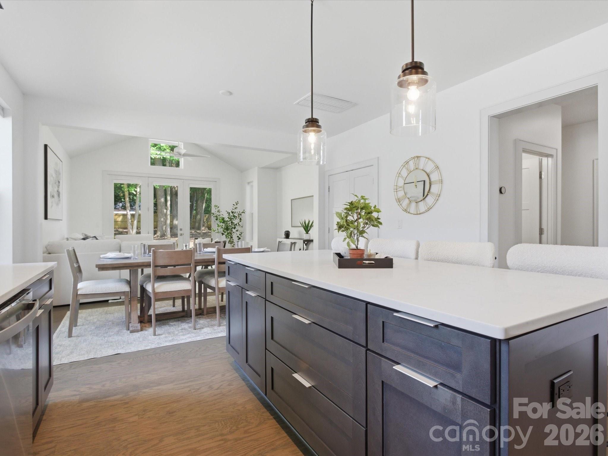 129 S Gardner Avenue — Charlotte