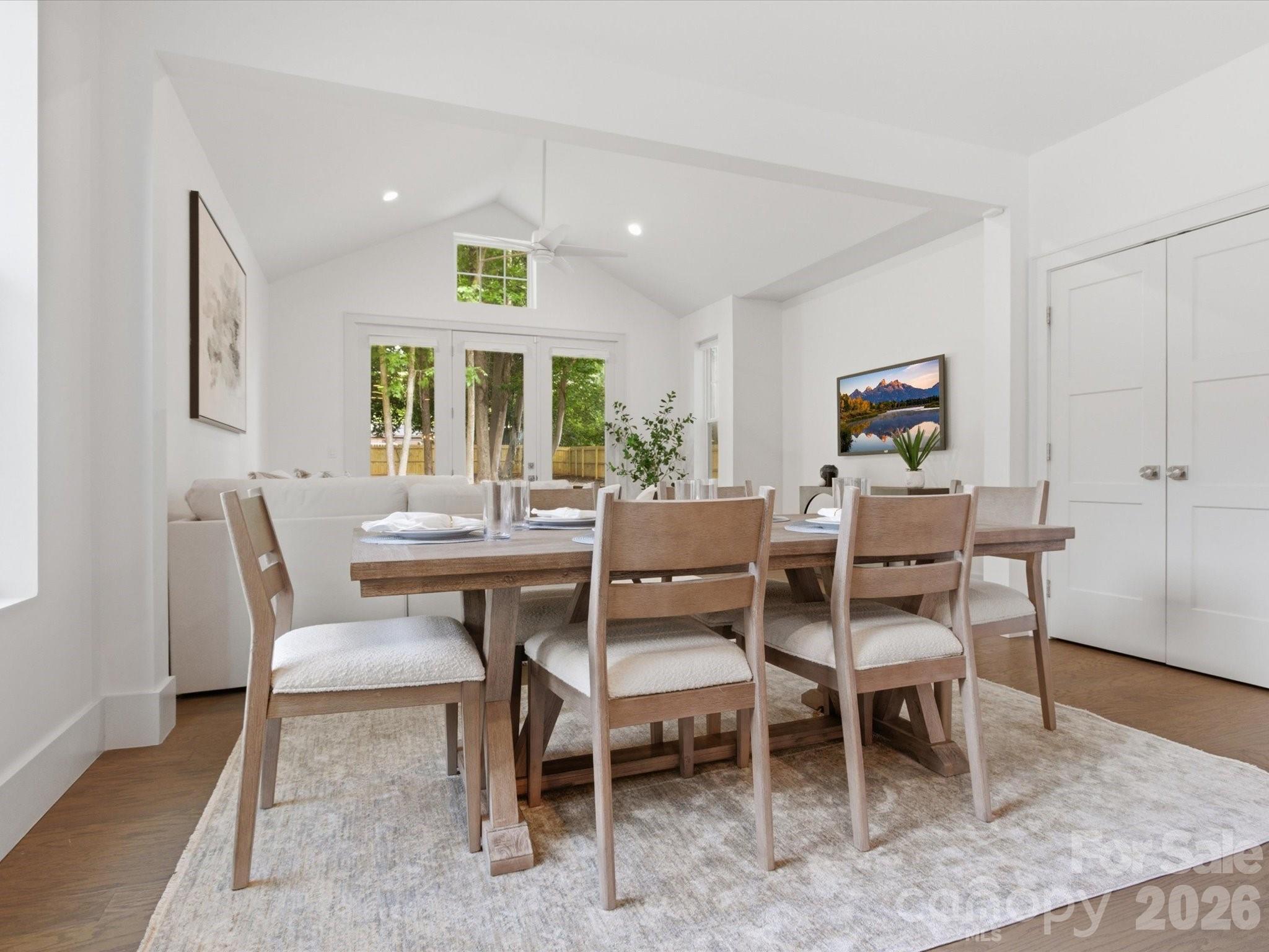 129 S Gardner Avenue — Charlotte