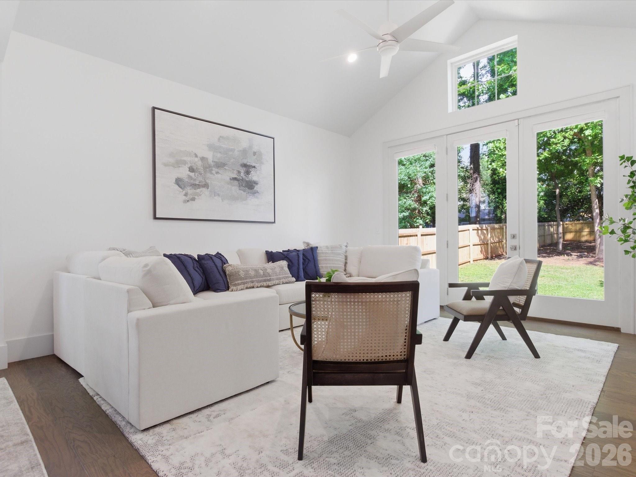 129 S Gardner Avenue — Charlotte