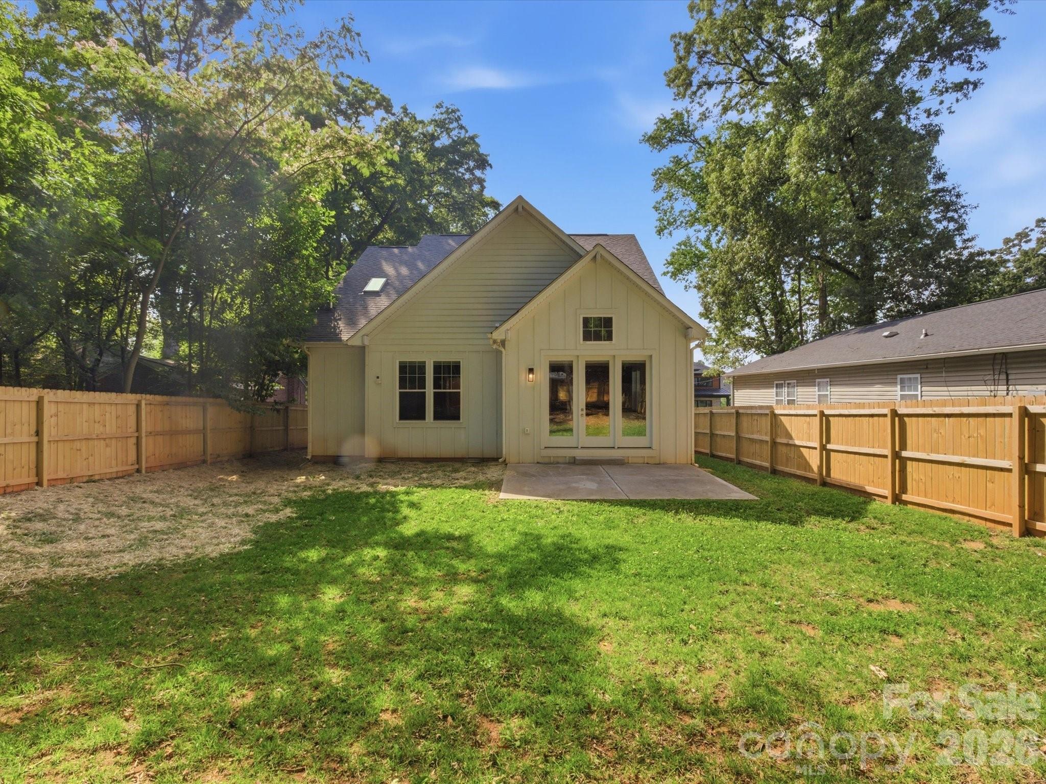 129 S Gardner Avenue — Charlotte