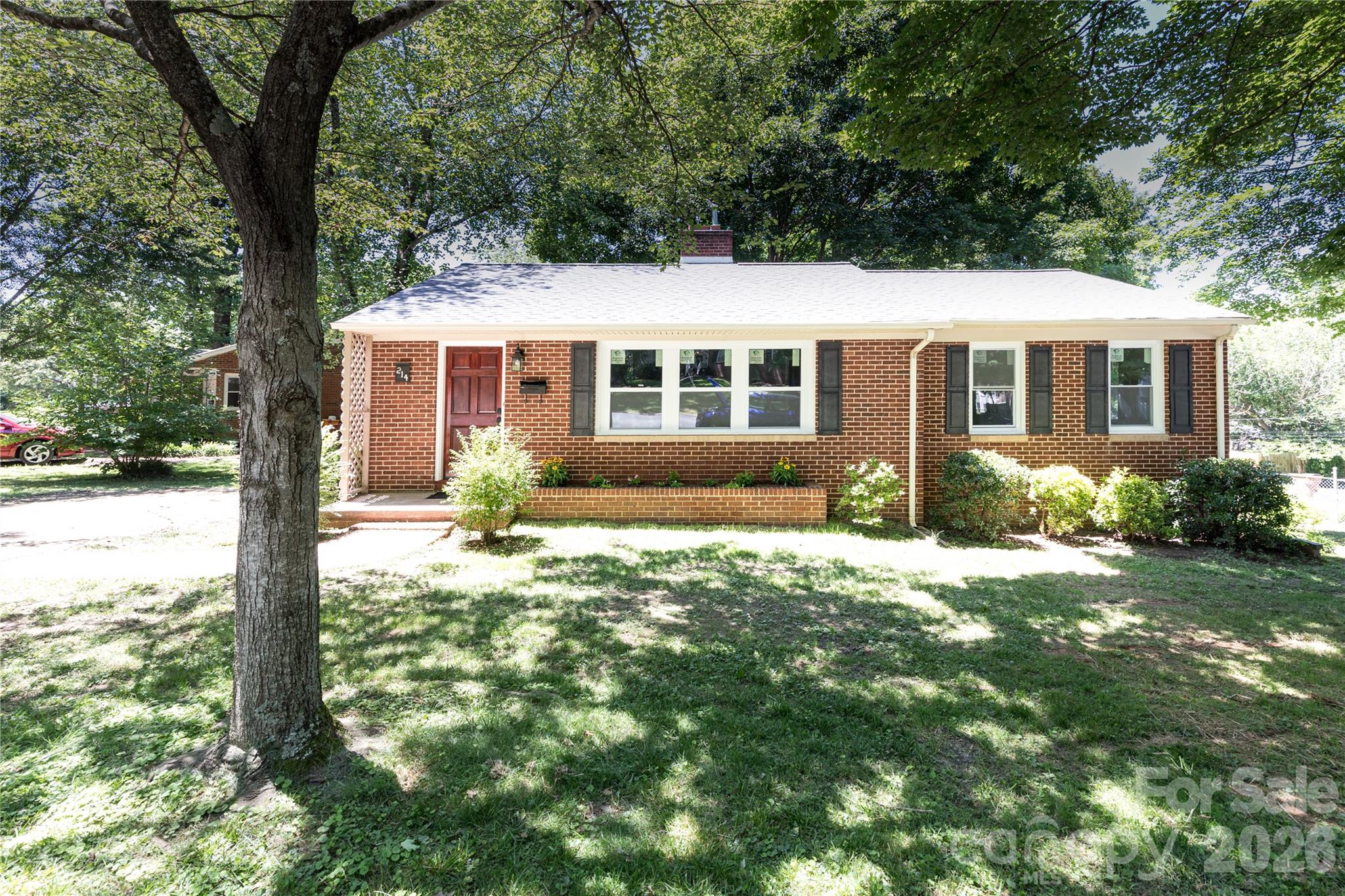 214 McGinnis Avenue — Lincolnton