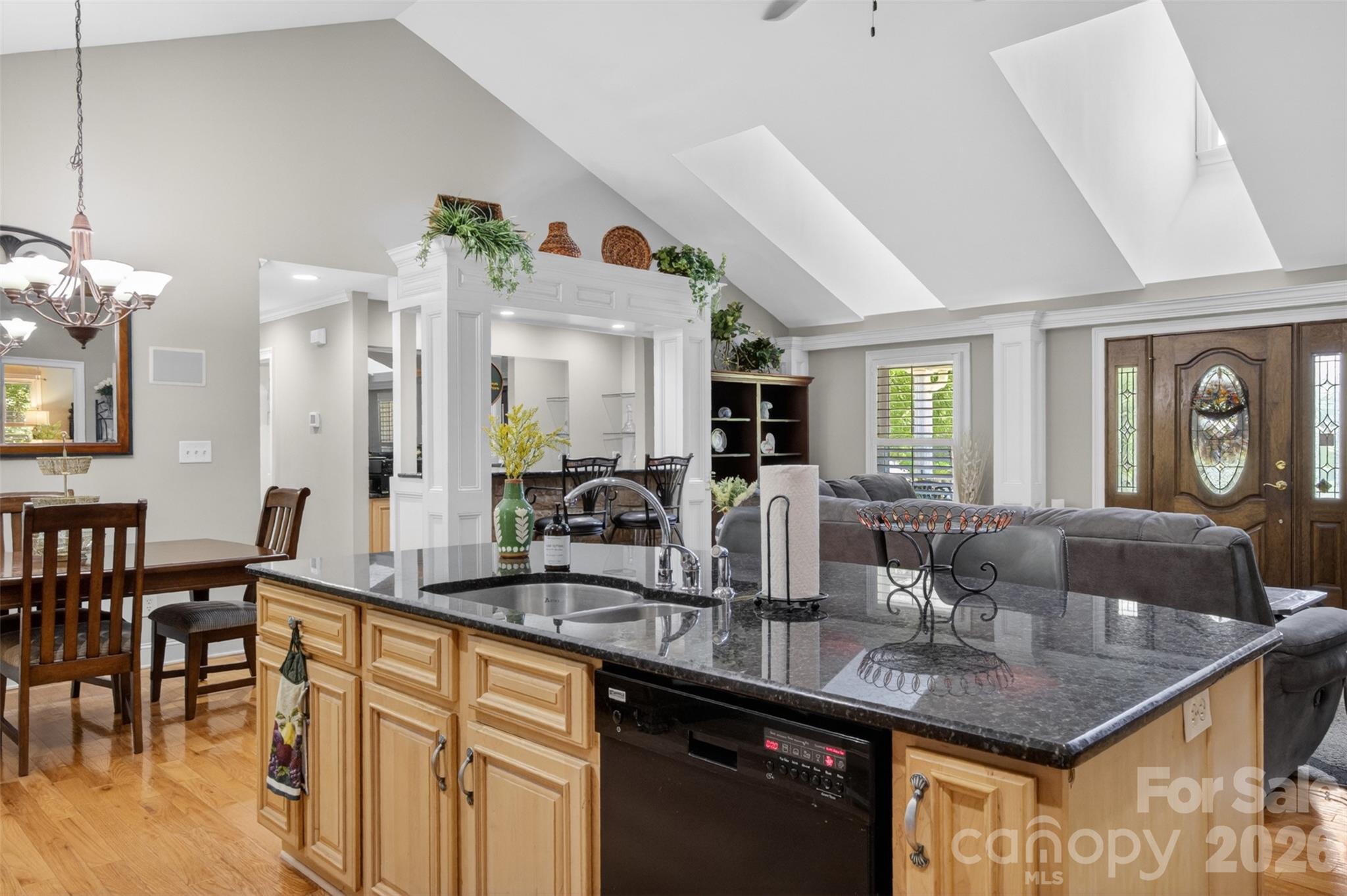 8234 Dennis Road — Charlotte