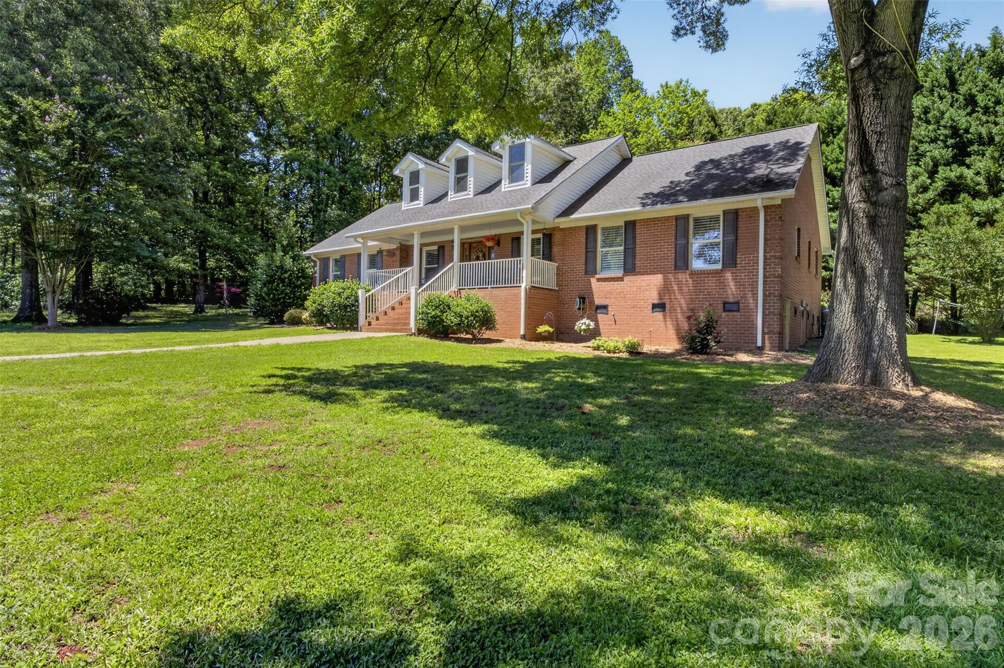 8234 Dennis Road — Charlotte