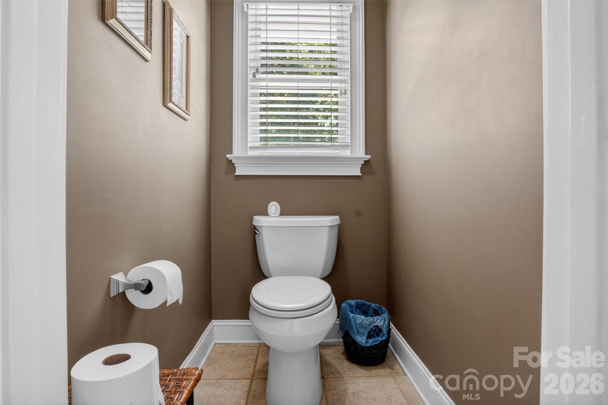 8234 Dennis Road — Charlotte