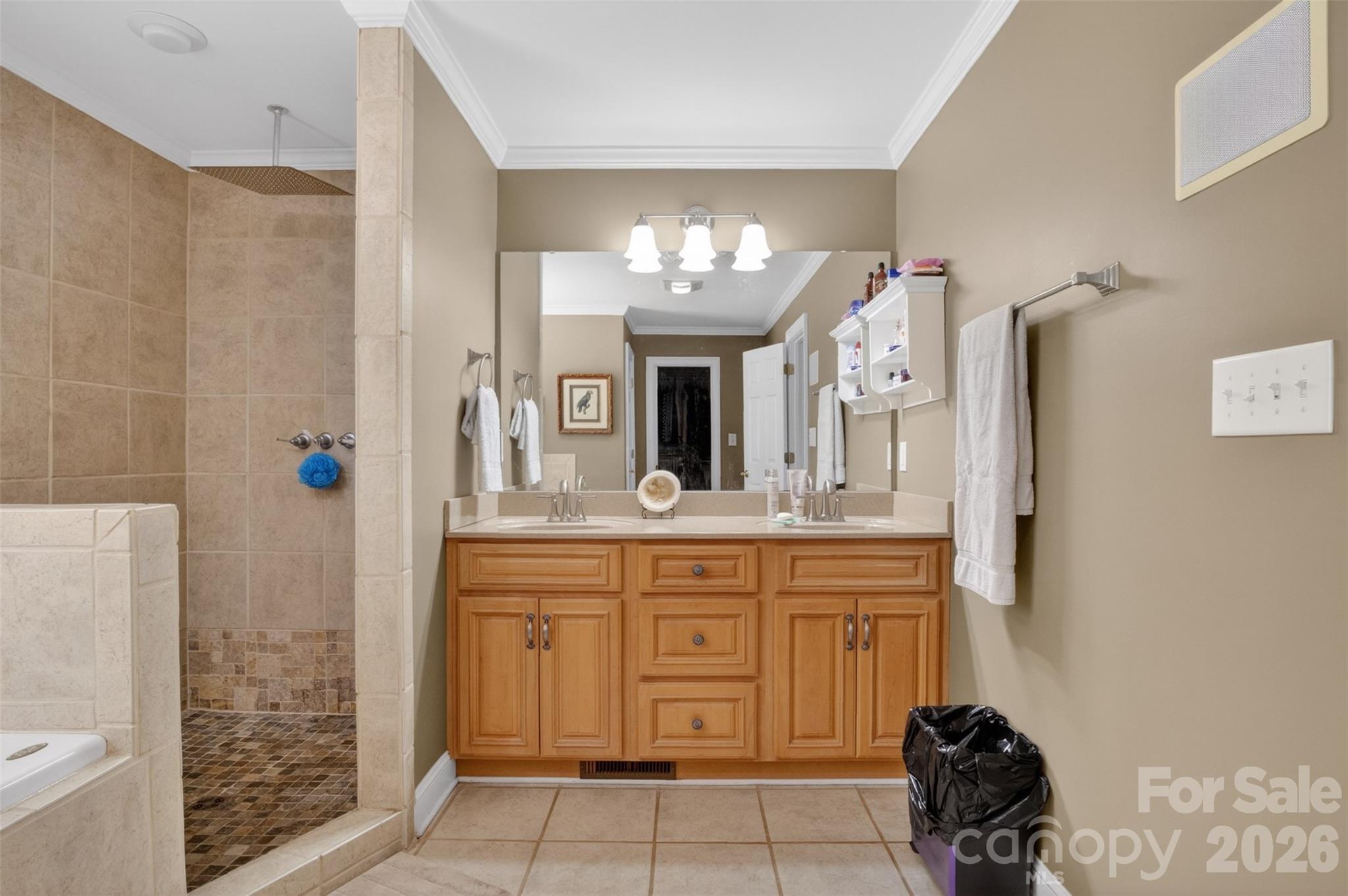8234 Dennis Road — Charlotte
