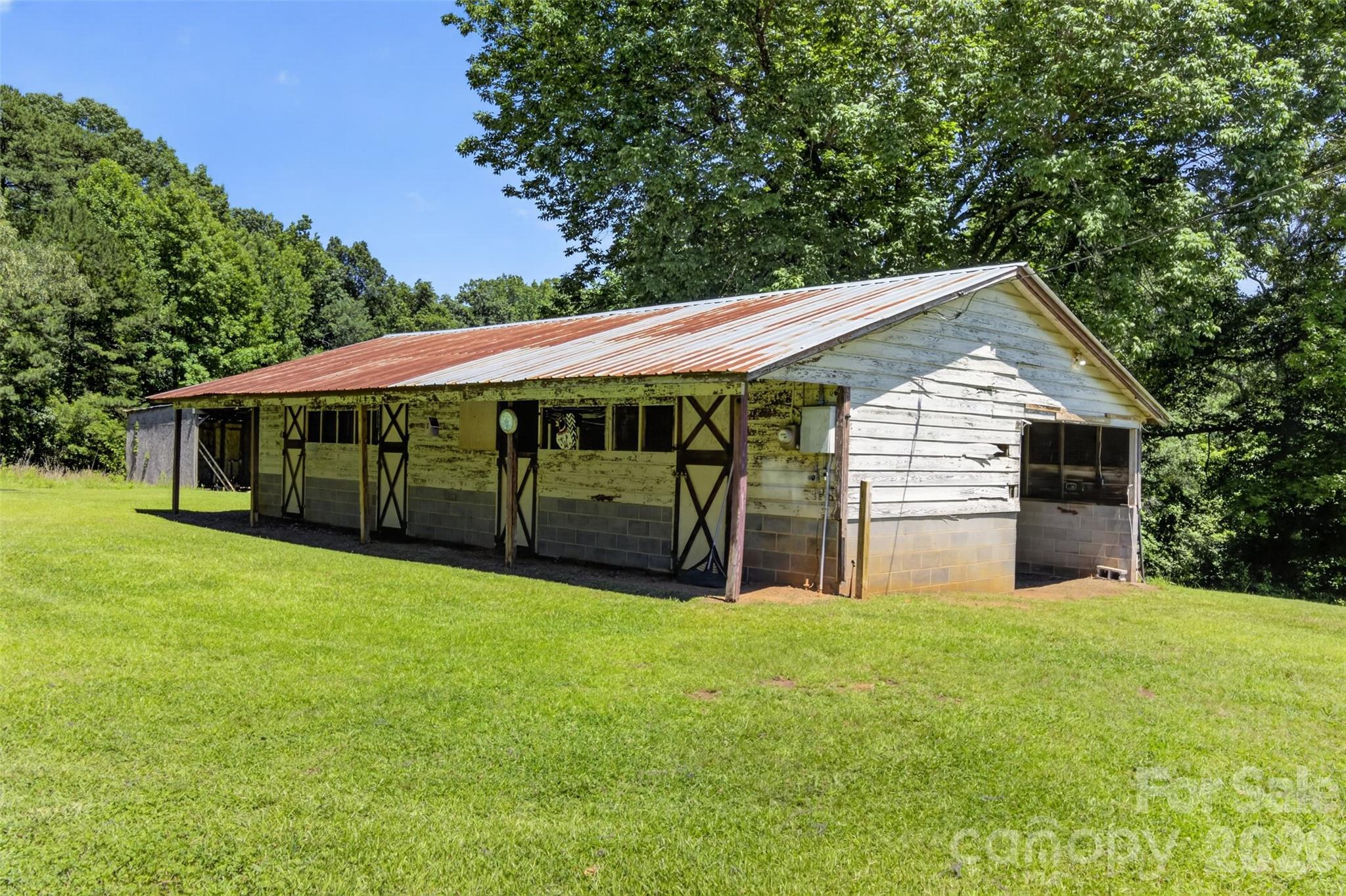 8234 Dennis Road — Charlotte