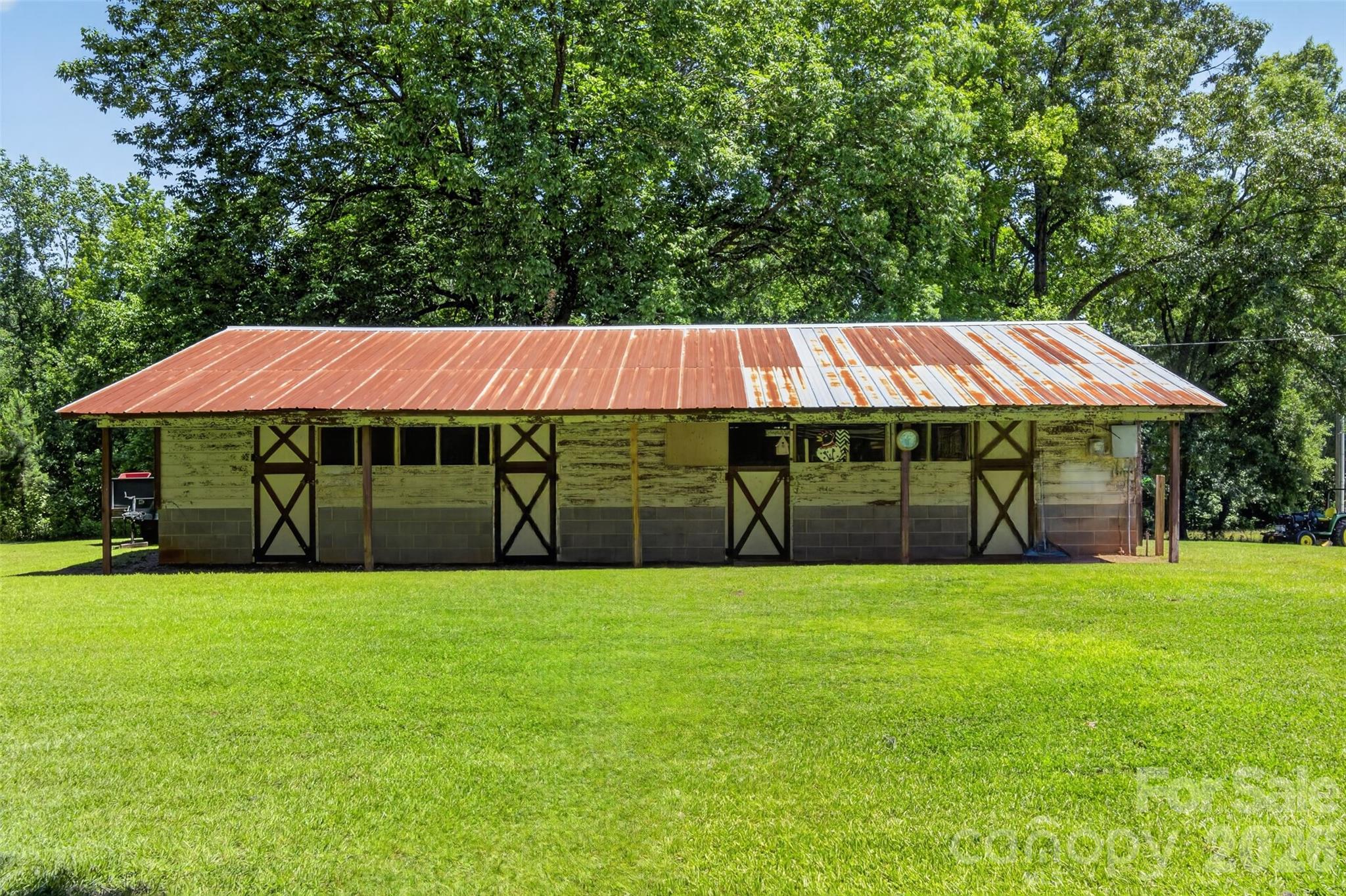 8234 Dennis Road — Charlotte