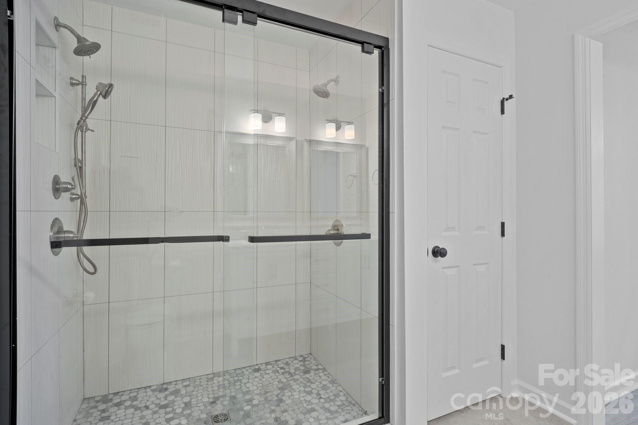 7926 Camden Hollow Road — Huntersville