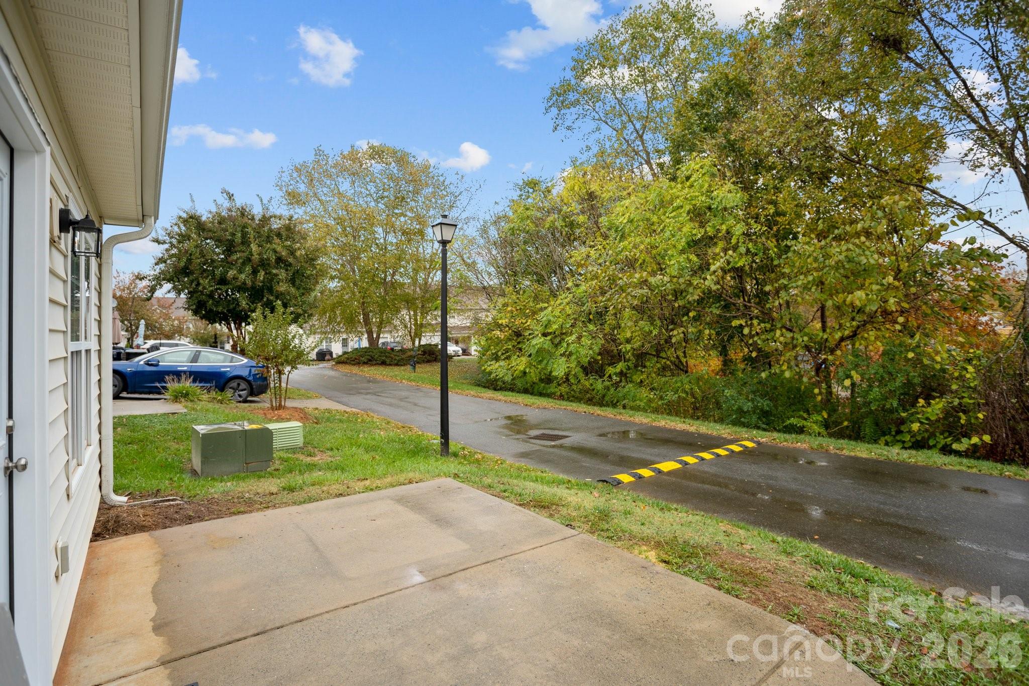 7926 Camden Hollow Road — Huntersville