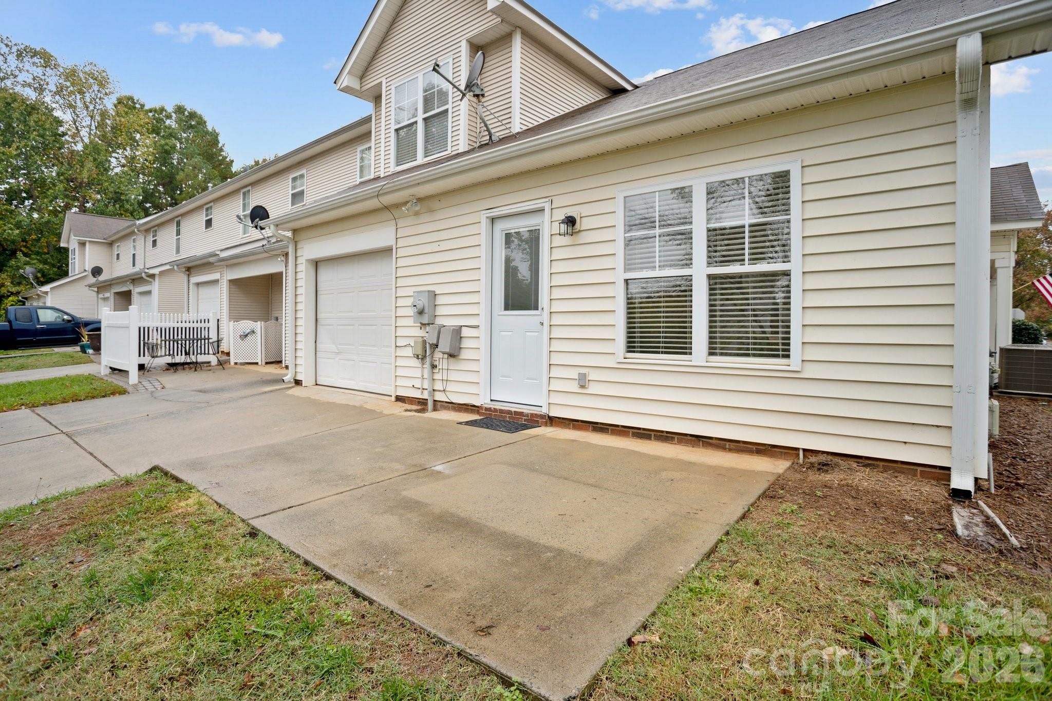 7926 Camden Hollow Road — Huntersville