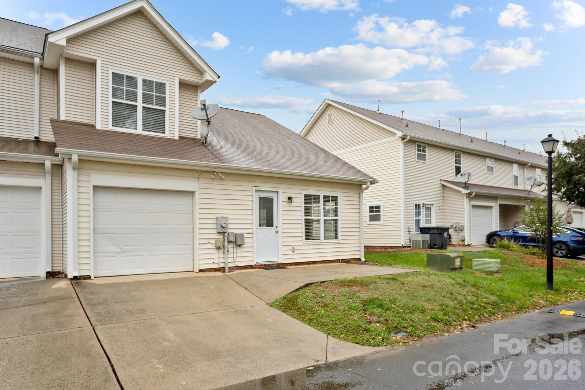 7926 Camden Hollow Road — Huntersville