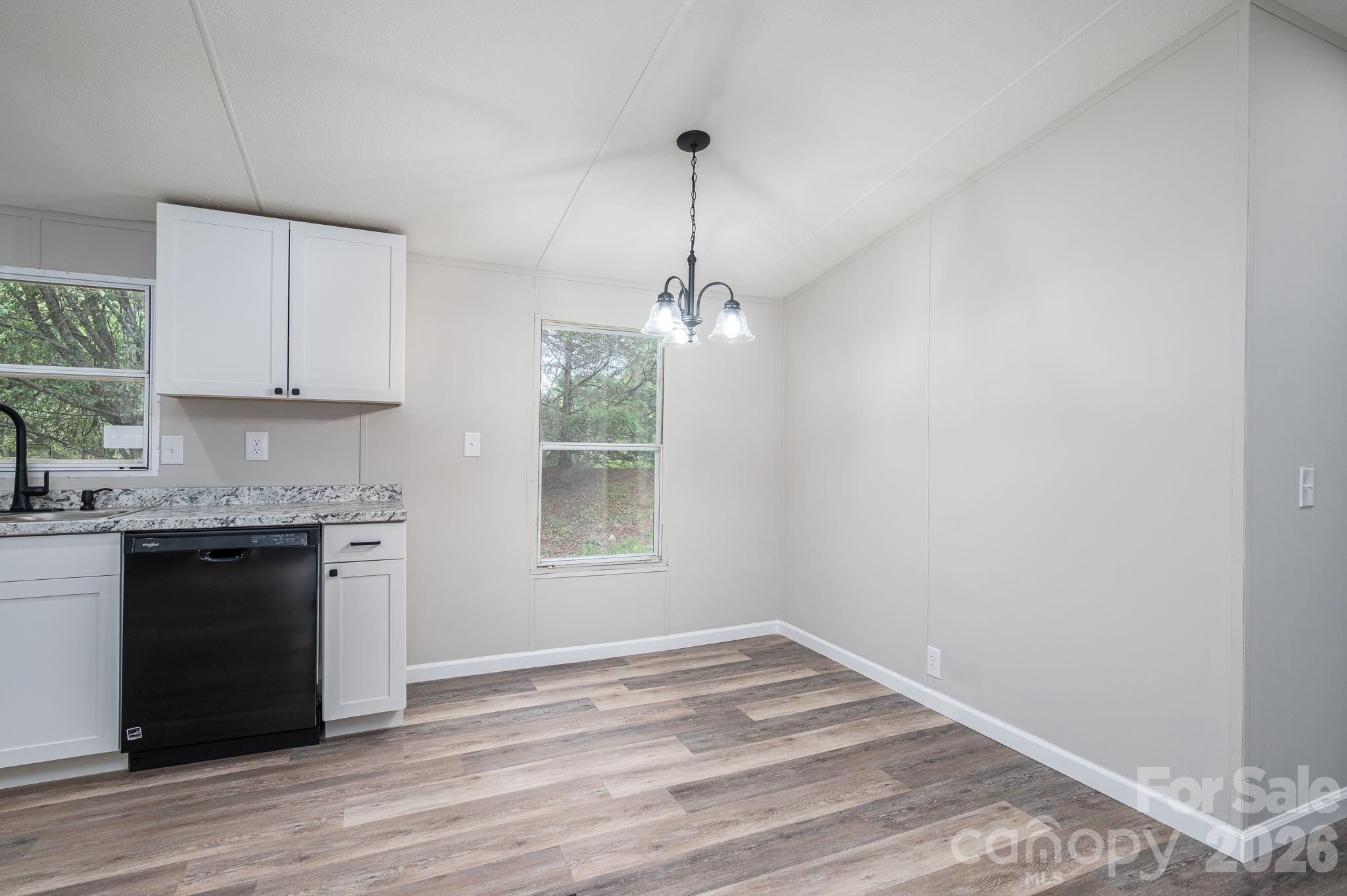 3462 Eaker Road — Cherryville